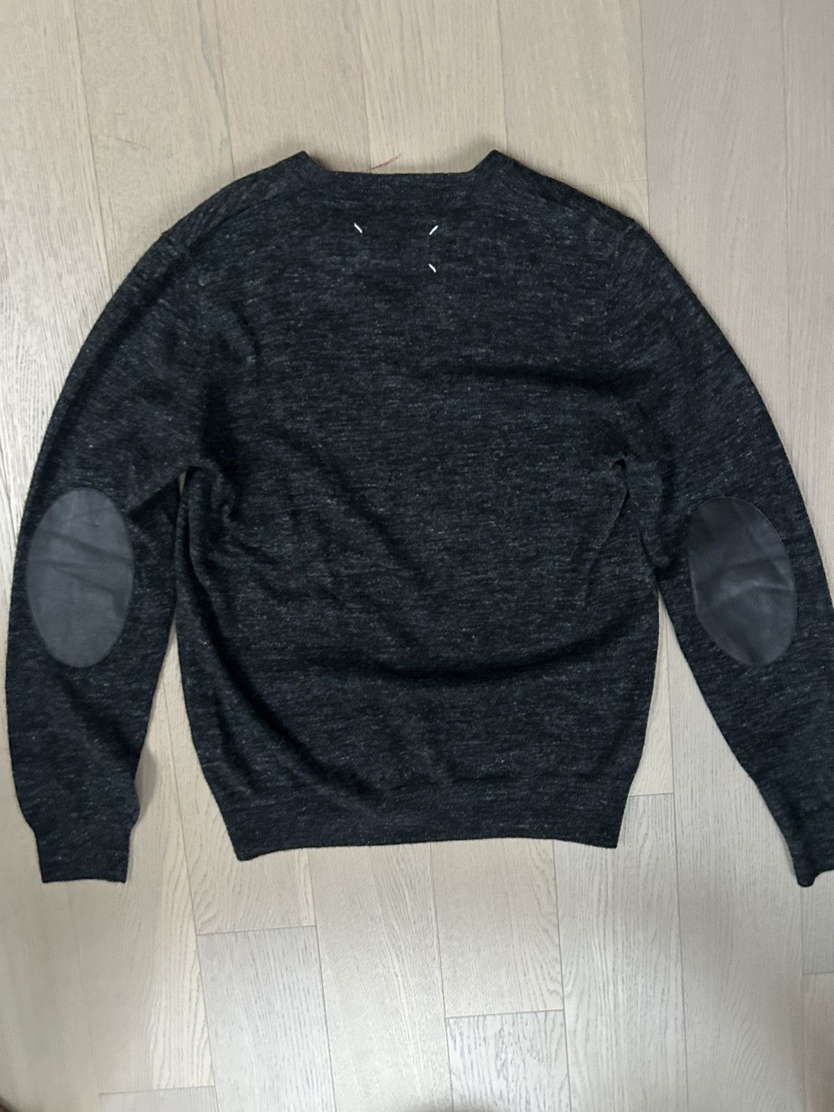 Maison Margiela Maison Margiela Black V Neck Wool Sweater Size US M / EU 48-50 / 2 - 2 Thumbnail