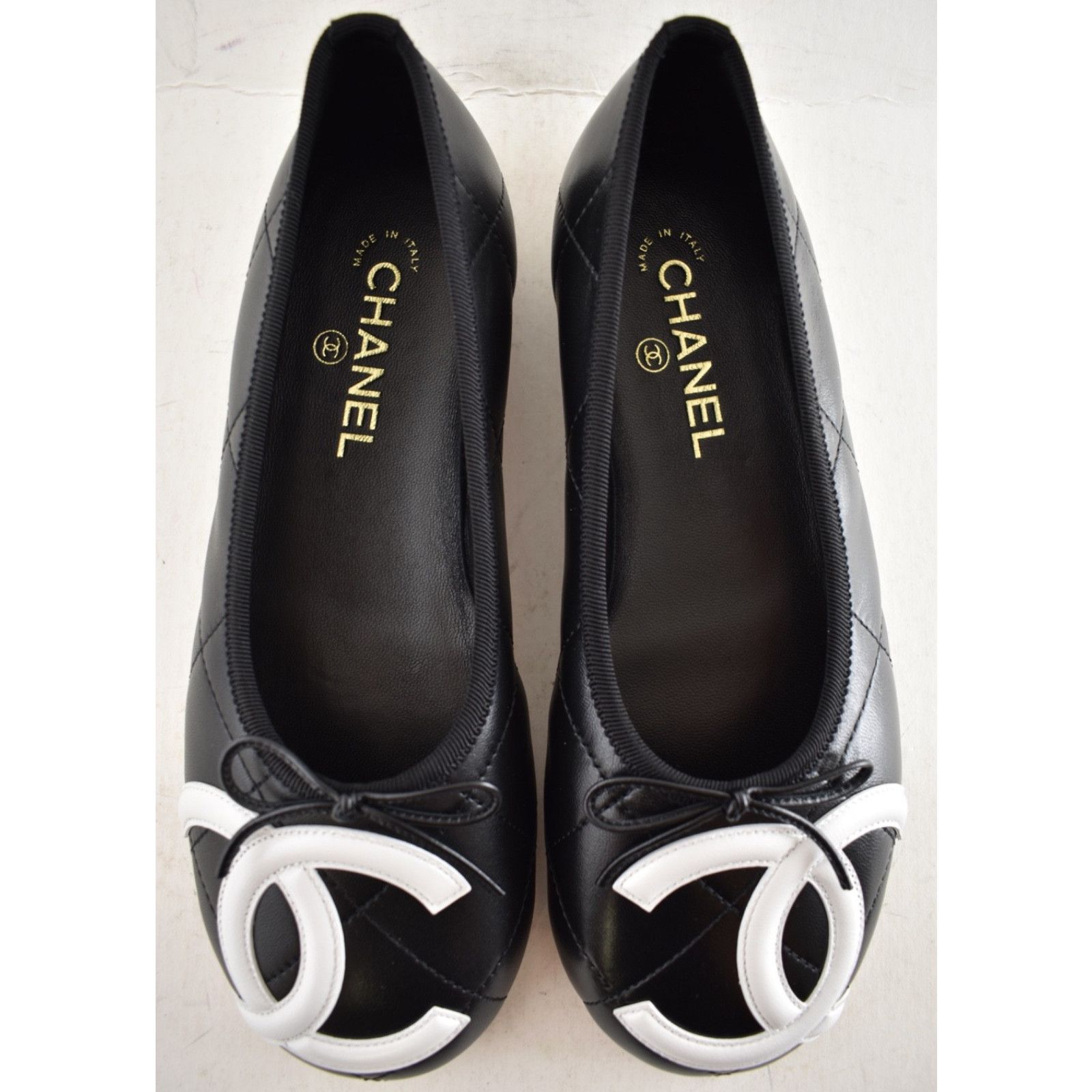 Chanel Chanel Coco Beach Cambon Black White CC XL Ballet Flat 38 Size US 8 / IT 38 - 20 Thumbnail