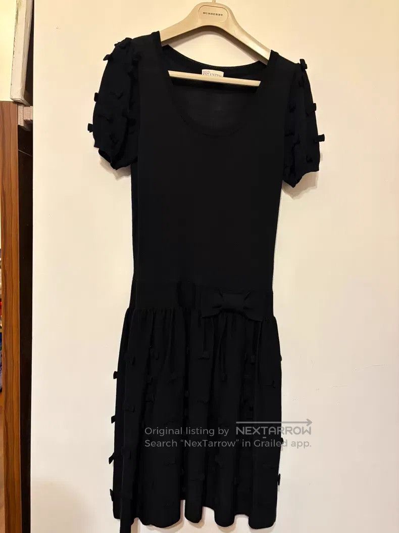 Valentino Valentino Black bow dress Size L / US 10 / IT 46 - 1 Thumbnail