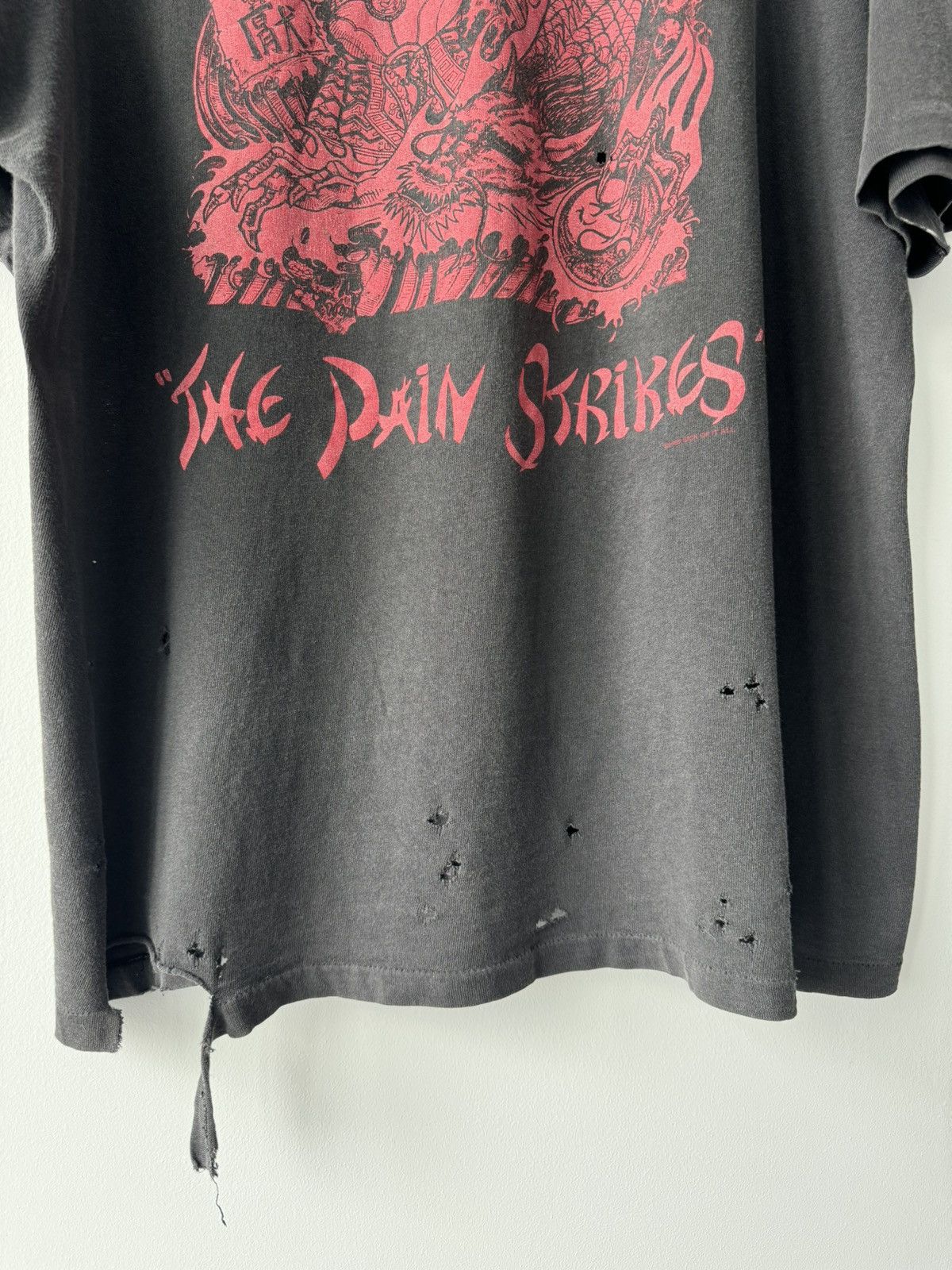 Vintage VINTAGE 1992 SICK OF IT ALL THE PAIN STRIKES T SHIRT FADED Size US XL / EU 56 / 4 - 10 Thumbnail