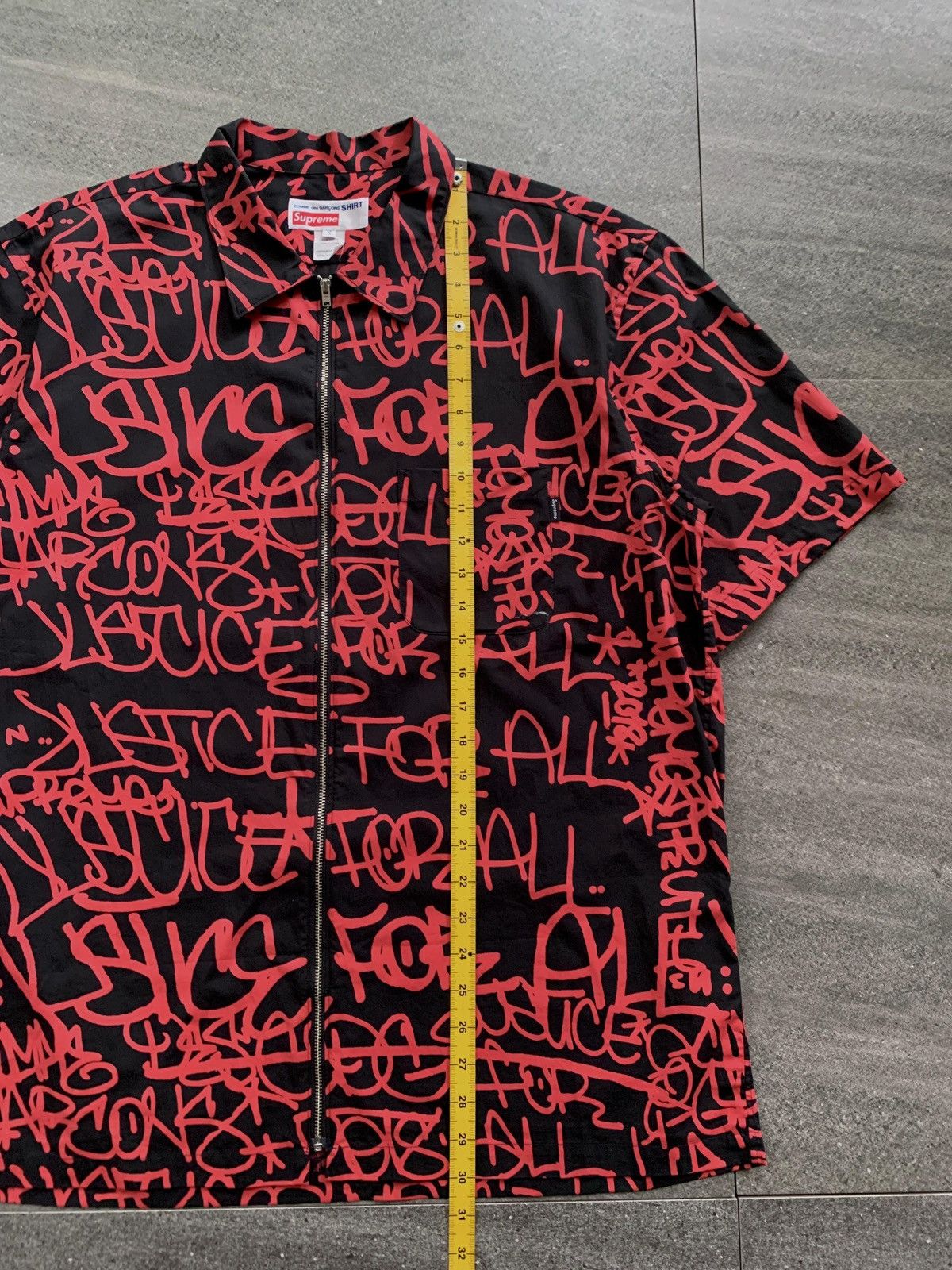 Supreme FREE TAX! Comme des Garcons Collabs Graffiti Zip Shirt Size US XL / EU 56 / 4 - 10 Thumbnail
