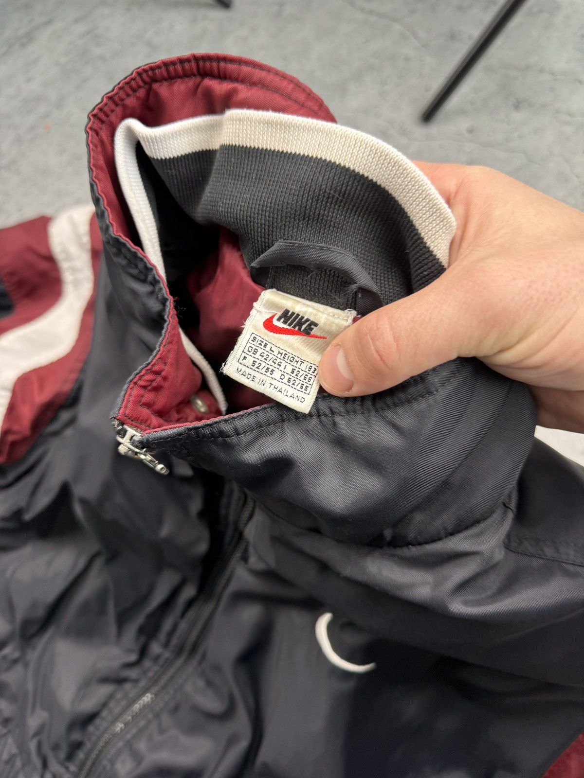 Nike Nike Vintage Puffer Jacket Big Logo Swoosh Size US L / EU 52-54 / 3 - 5 Thumbnail