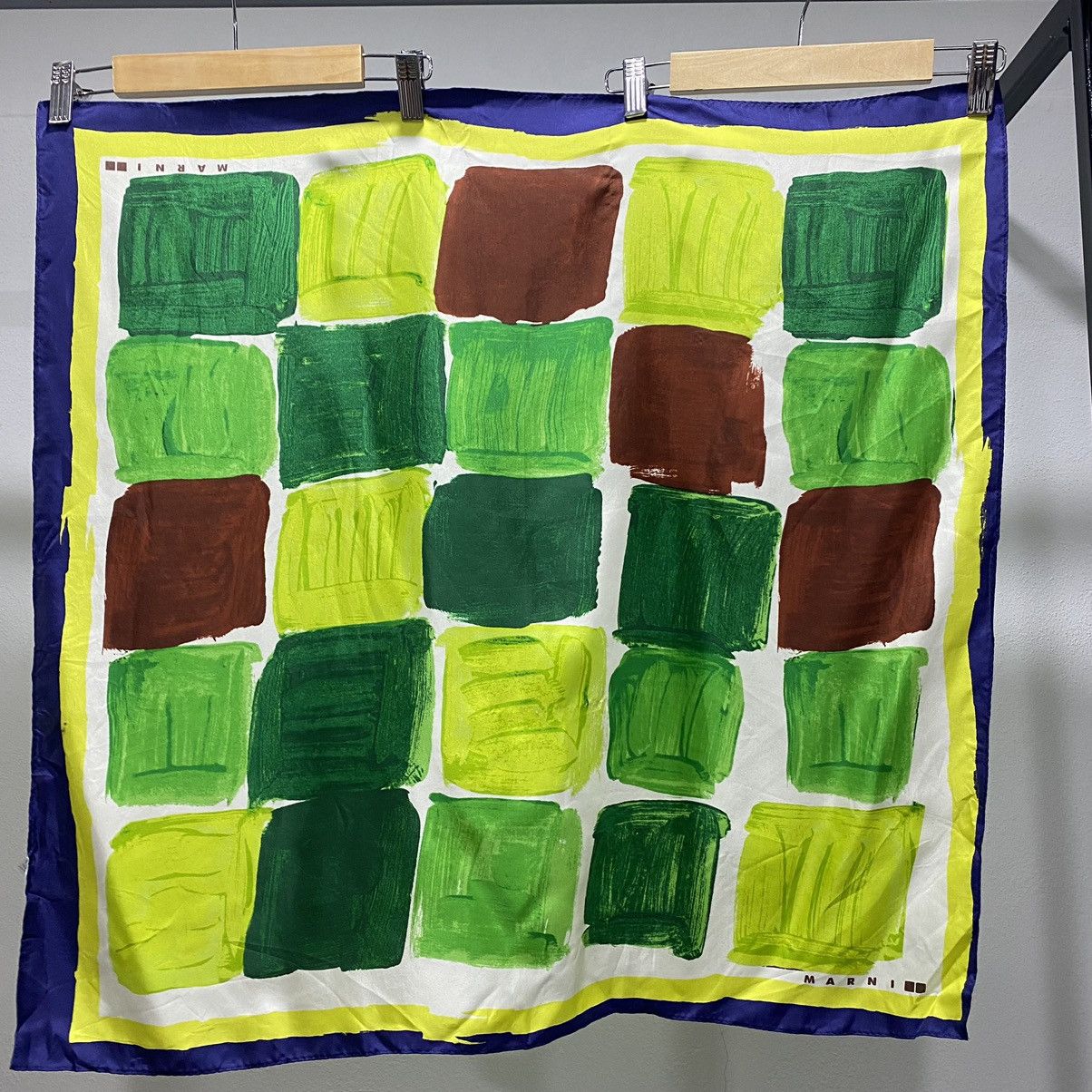 Designer × Marni ART💥 Marni Scarf Paint Silk Luxury Size ONE SIZE - 2 Thumbnail