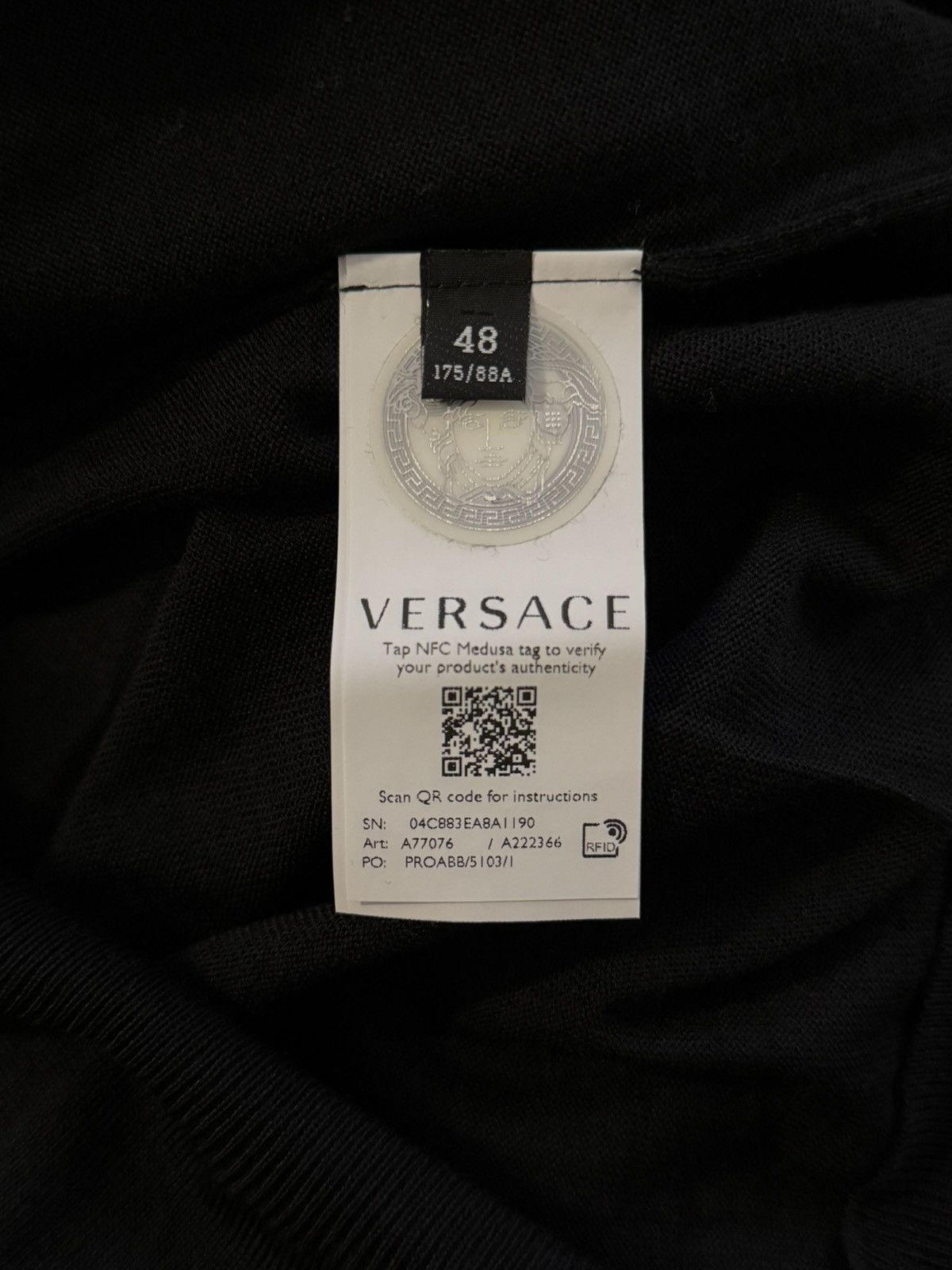 Versace Versace Leather Tab Wool Cardigan Size US M / EU 48-50 / 2 - 5 Thumbnail