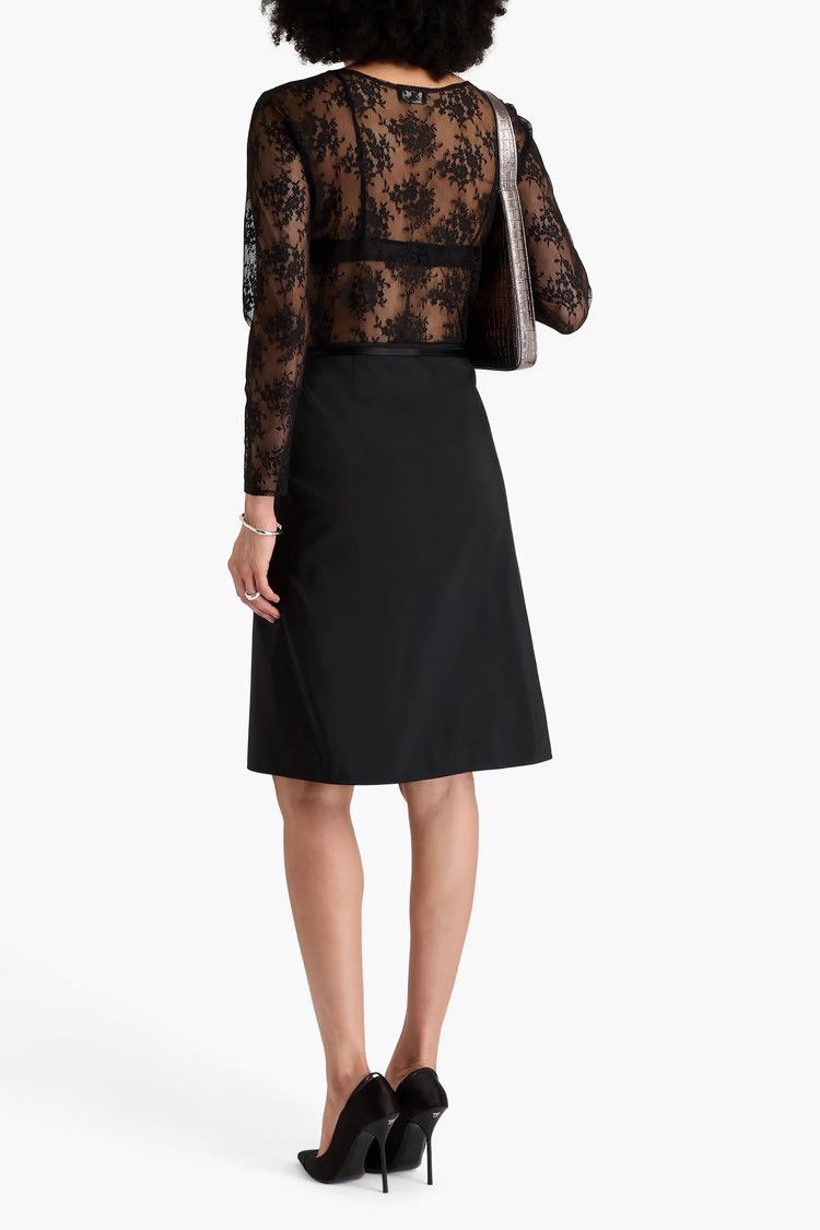 Givenchy o1y0925 Midi Skirt in Black Size 30" / US 8 / IT 44 - 3 Thumbnail