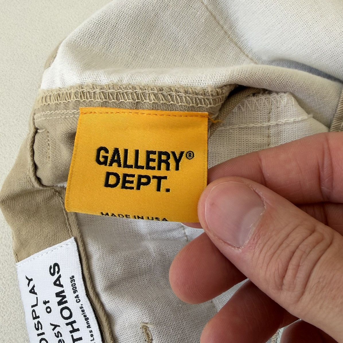 Gallery Dept. ‘Ricky’ Paint Splat Cut Off Beige Shorts Size US 32 / EU 48 - 9 Thumbnail