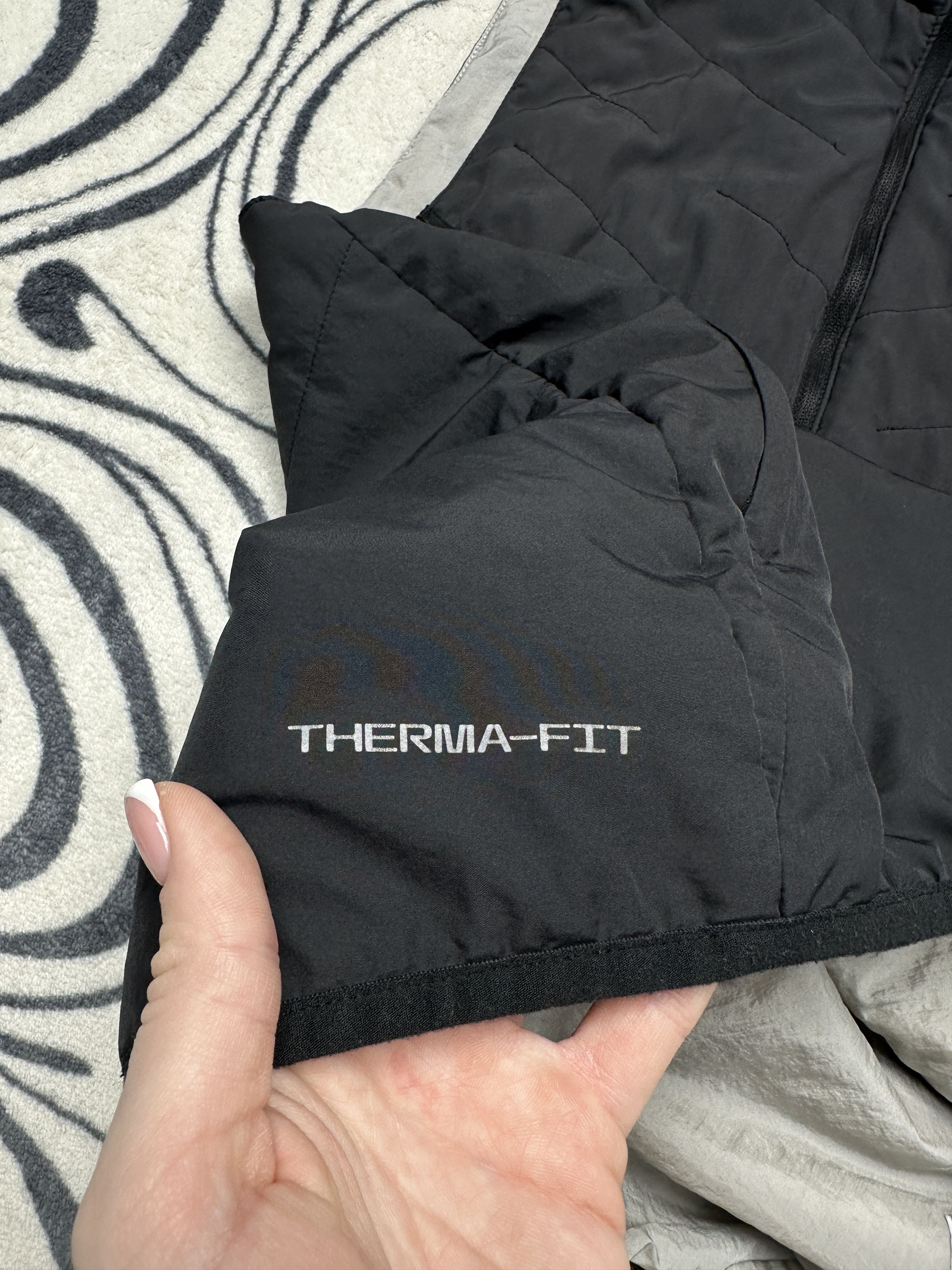 Nike Nike Therma Fit Mens Quilted Vest Size US S / EU 44-46 / 1 - 7 Thumbnail