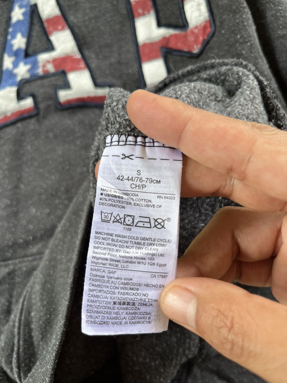 Gap × If Six Was Nine ⚡️CYBER24⚡️GAP Spell Out American Flag Hoodie Size US S / EU 44-46 / 1 - 4 Thumbnail