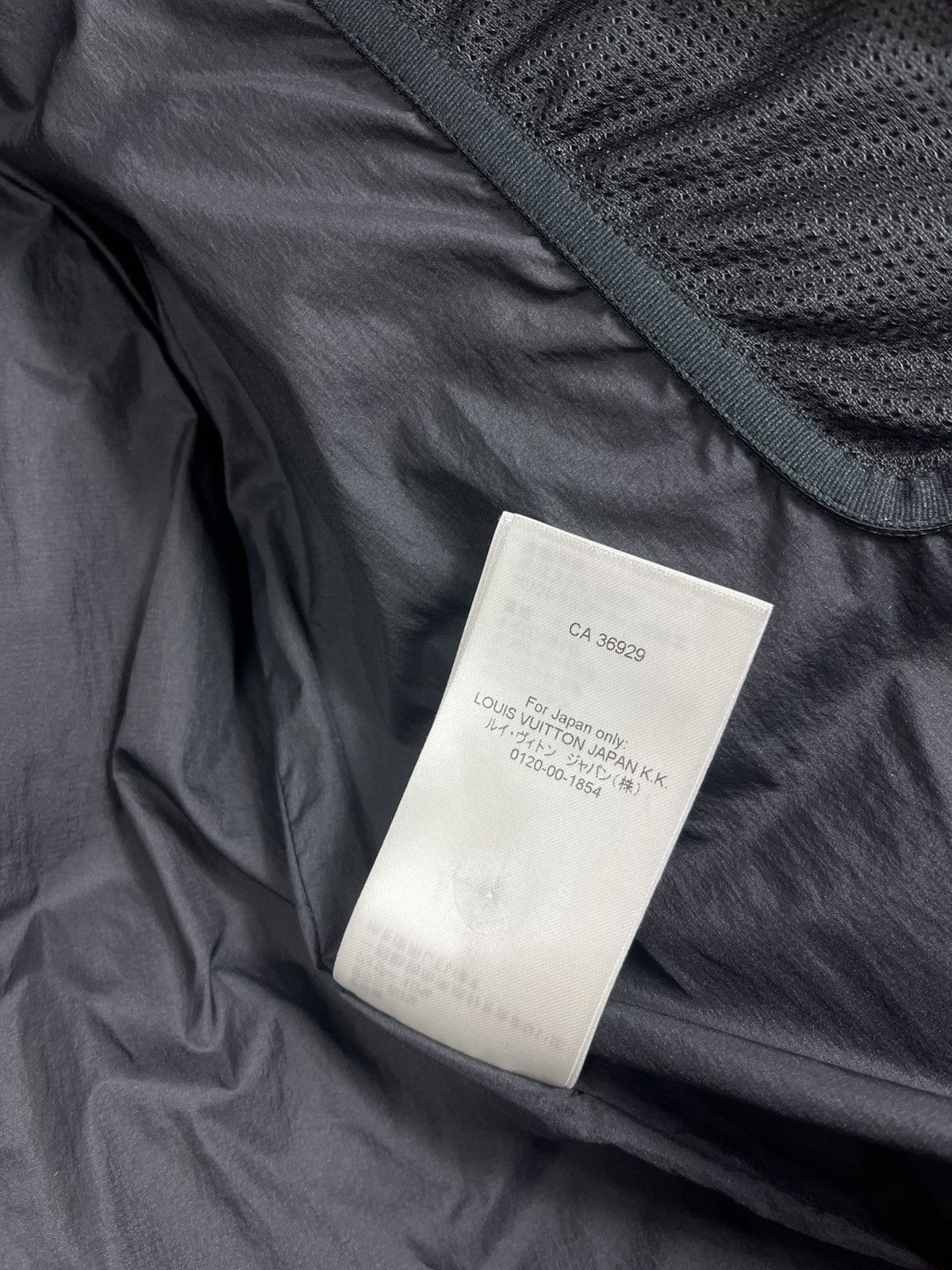 Louis Vuitton 2054 Heat & water sensitive technical puffer ski jacket Size US XL / EU 56 / 4 - 12 Thumbnail