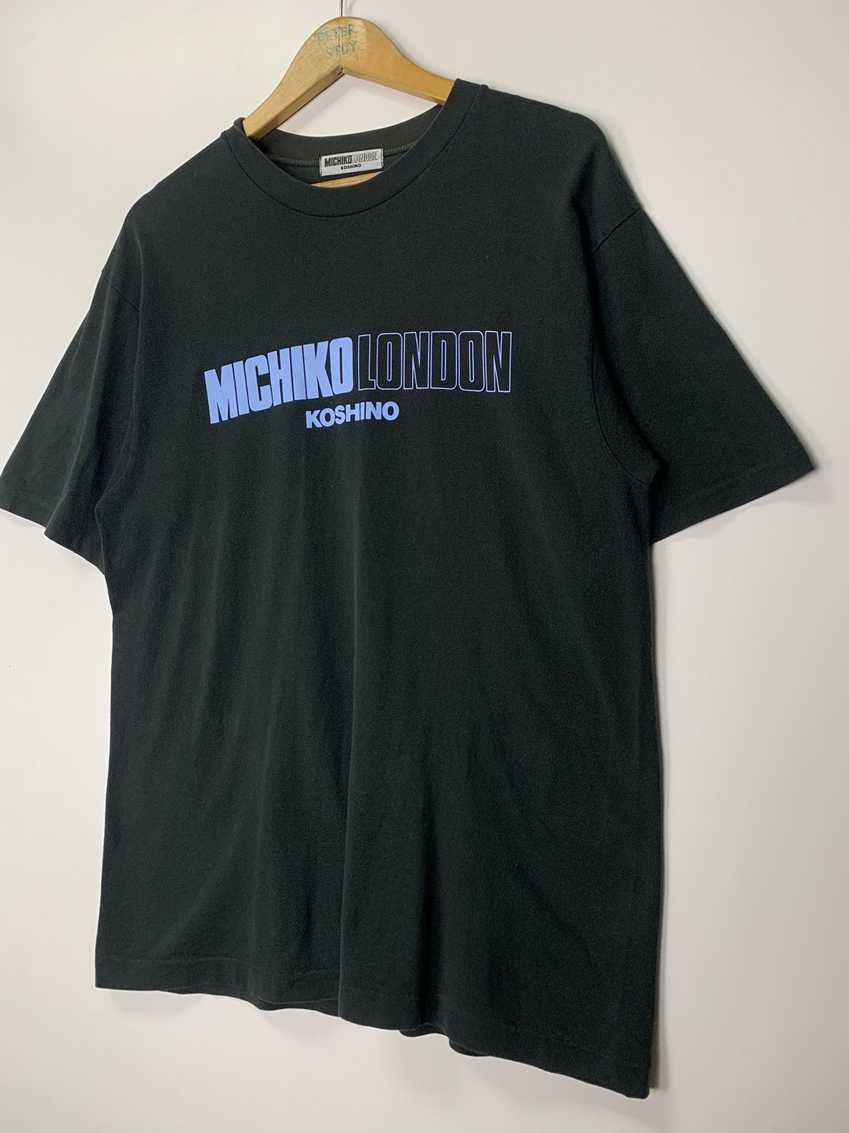 Michiko Koshino London × Vintage Vintage Michiko Koshino London Logo t-shirt Size US M / EU 48-50 / 2 - 6 Thumbnail