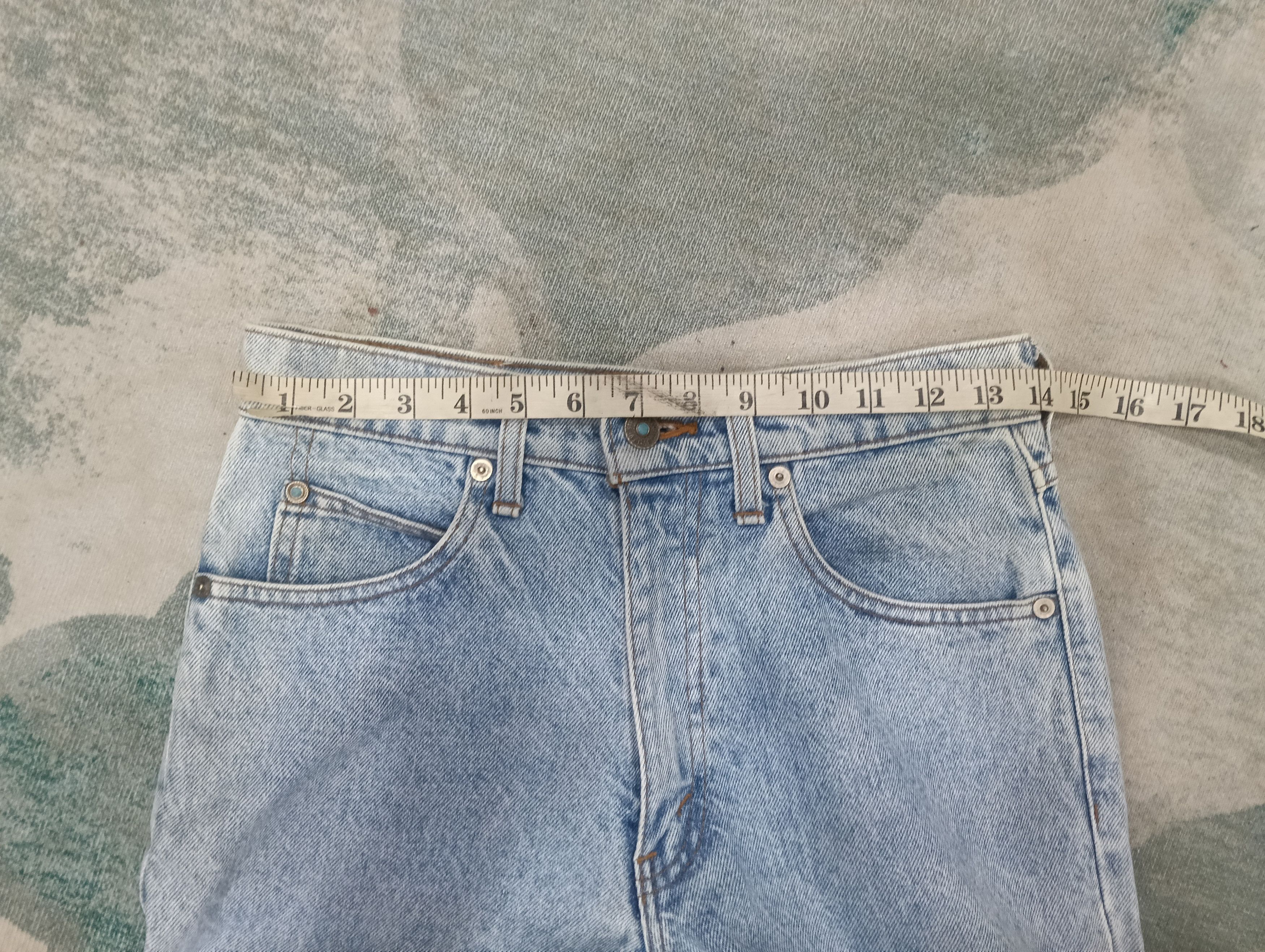 Levi's × Vintage Levis Big E Native American Headress Size US 28 / EU 44 - 14 Thumbnail