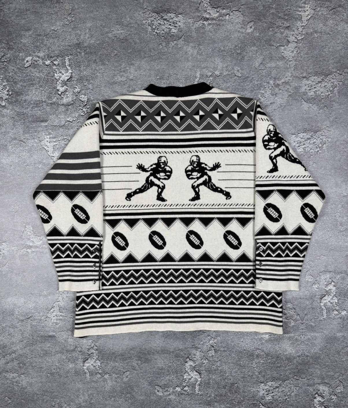 Thom Browne Thom Browne Football Jacquard Cardigan Size 4 Made in Japan Size US XL / EU 56 / 4 - 11 Thumbnail