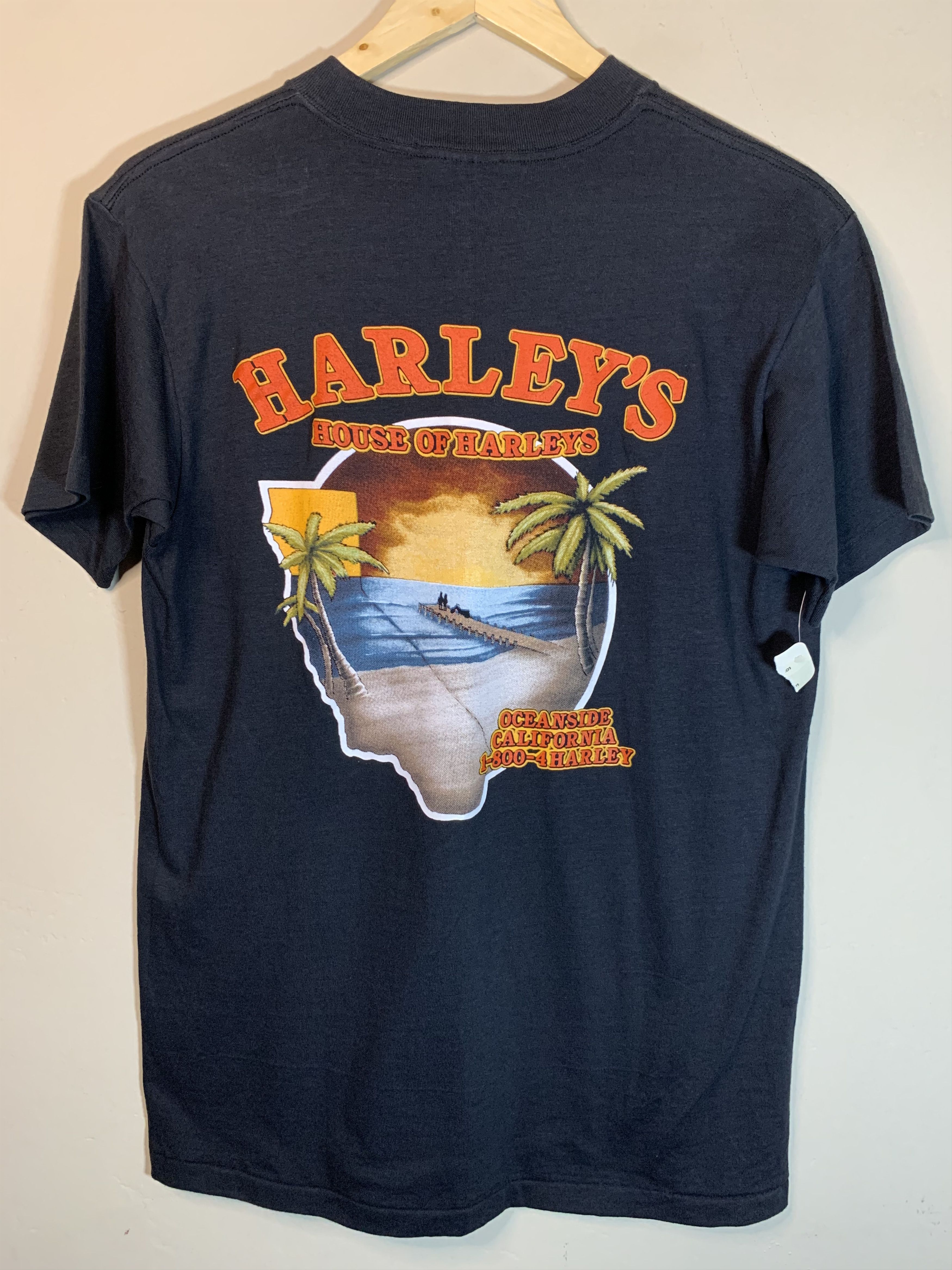 Harley Davidson RARE Vintage 80s 3D Emblem Harley Davidson Oceanside T-Shirt Size US M / EU 48-50 / 2 - 1 Thumbnail