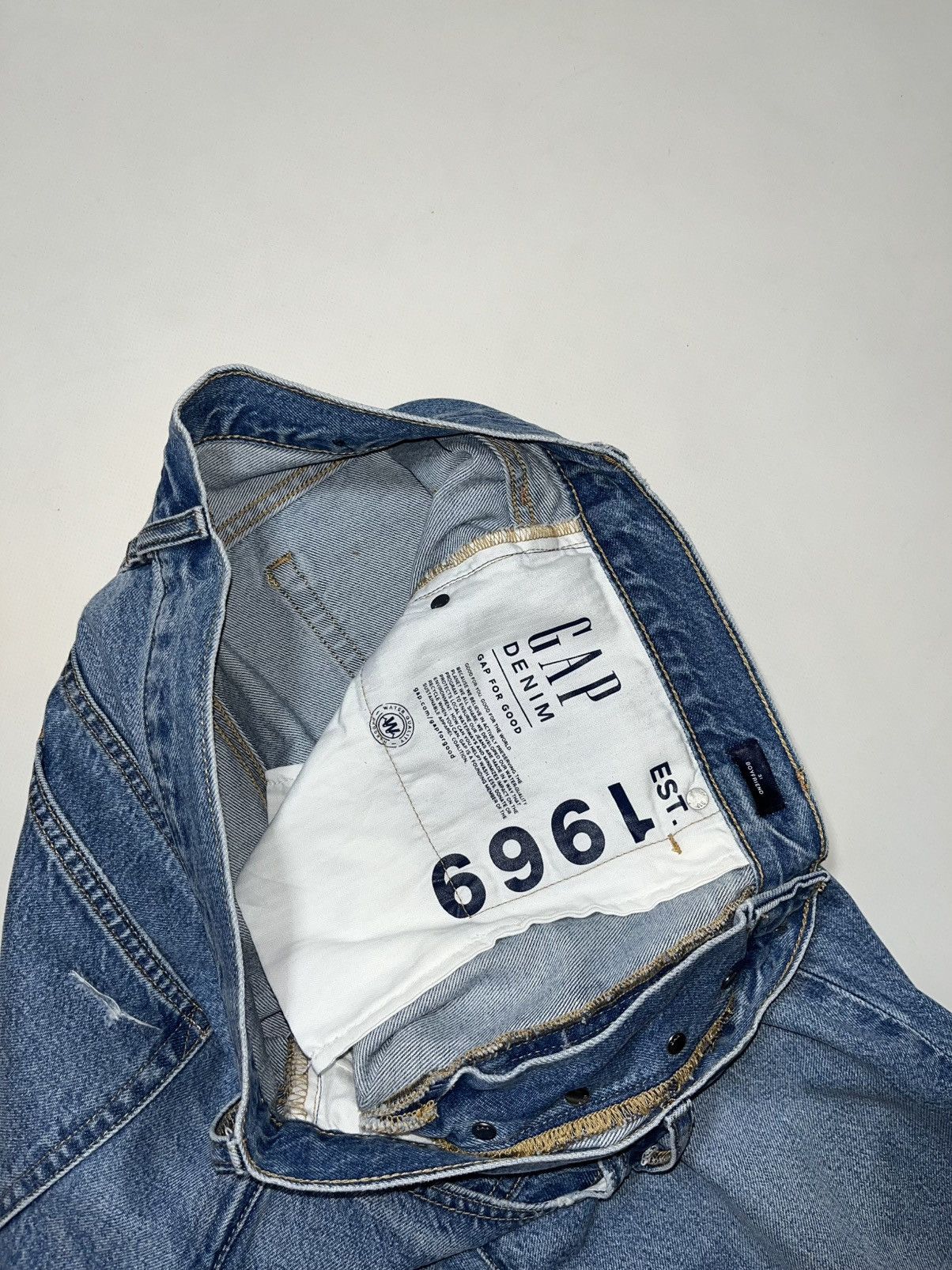 Gap Vintage GAP denim distressed boyfriend blue jeans Size US 31 - 3 Thumbnail