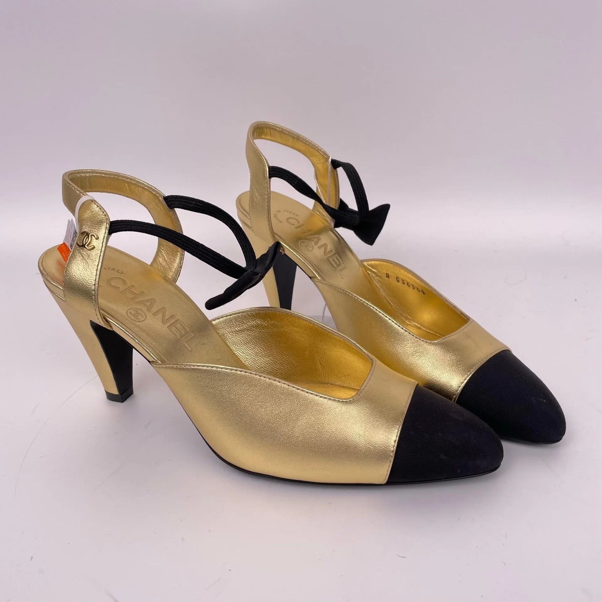Chanel Chanel Gold & Black Colorblock Heels Size 36 Size US 5.5 / IT 35.5 - 1 Thumbnail