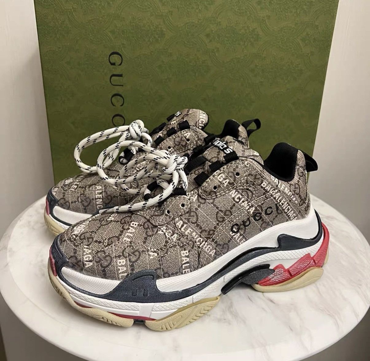 Balenciaga Balenciaga x Gucci Triple S J42 Size US 6 / IT 36 - 1 Thumbnail