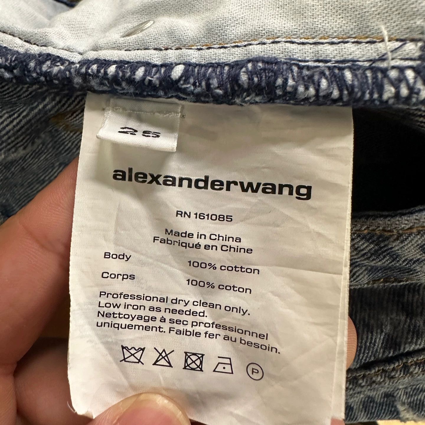 Alexander Wang Alexander Wang May399 All-Over Slogan Cotton Shorts 25 Size 25" / US 0 / IT 36 - 4 Thumbnail