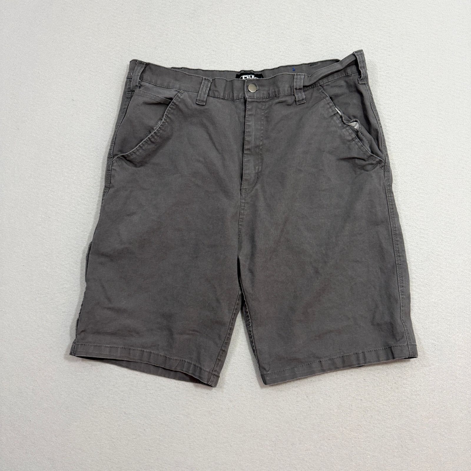 Vintage Rugged Wear Cargo Shorts Men' 36 Gray 10" Inseam Utility Size US 36 / EU 52 - 1 Thumbnail
