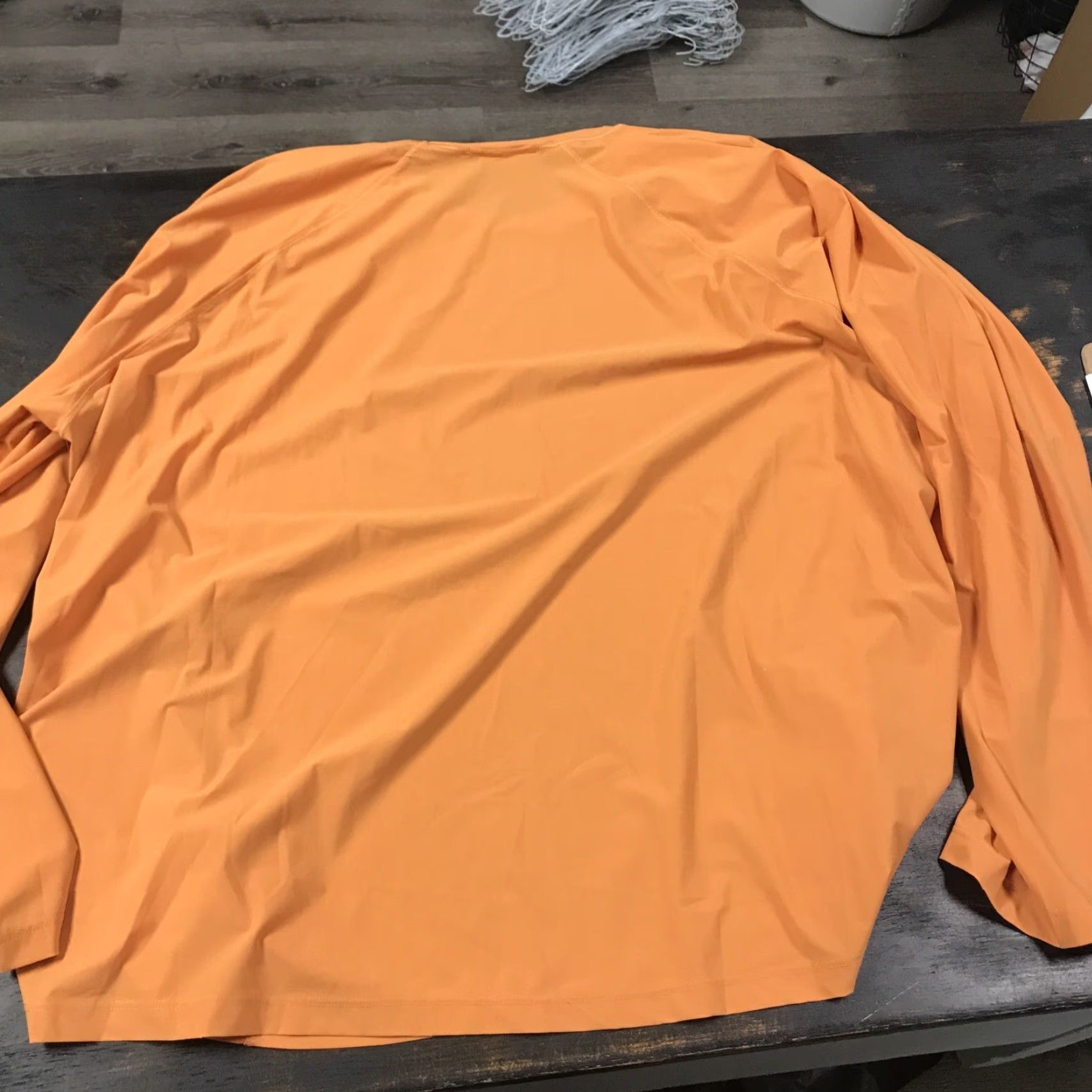 Athleta Athleta Women's Orange Ultimate Textured Long Sleeve Train Top 3XL Orange Women Long Sleeve Activewear 3XL Size XXL / US 16-18 / IT 52-54 - 5 Thumbnail