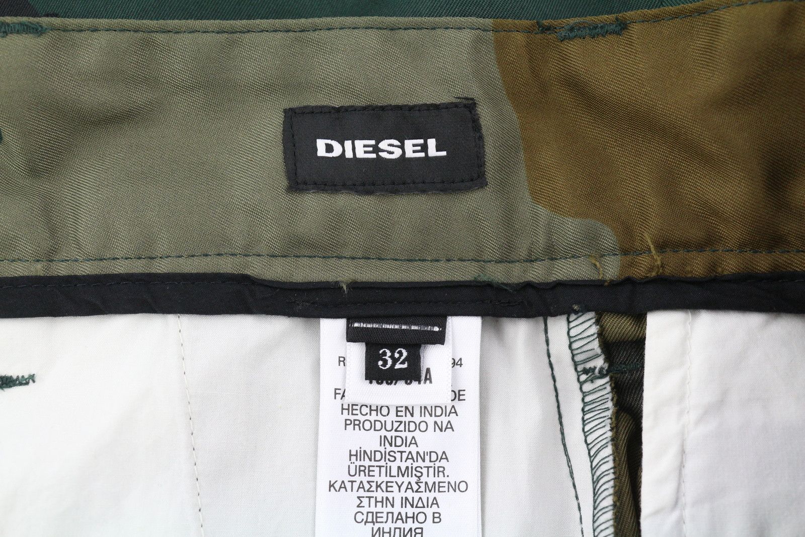 Diesel P-Berti-Camu Men Shorts W32 Chino Camouflage 41339 Size US 32 / EU 48 - 6 Thumbnail