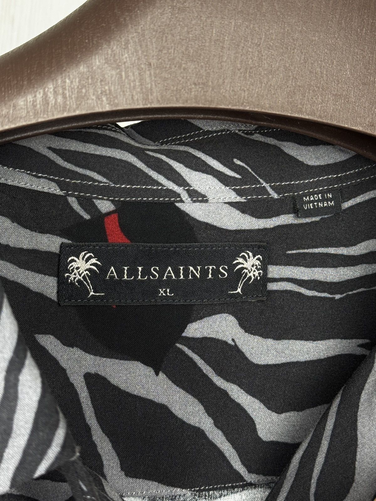 Allsaints AllSaints Lazaro LS Hawaiian shirt grey/jet black size XL Size US XL / EU 56 / 4 - 8 Thumbnail
