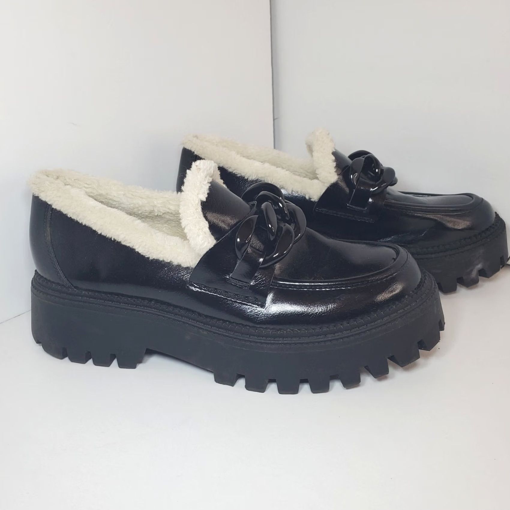 Dolce Vita Dolce Vita Loafer Womens Black Chunky Sole Patent Leather Loafers Size US 9 / IT 39 - 3 Thumbnail