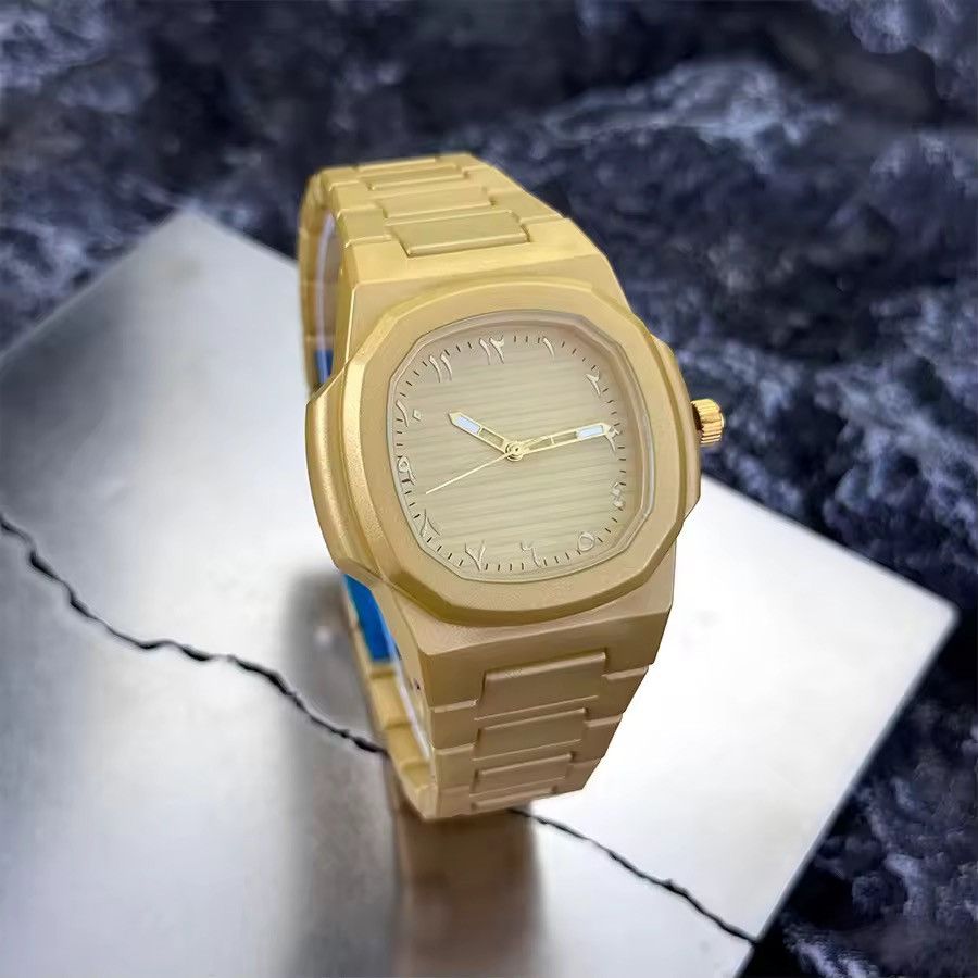 Vintage Arabic Numerals Dial Watch Size ONE SIZE - 2 Thumbnail