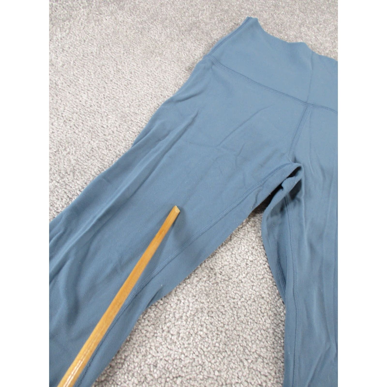 Lululemon Lululemon Leggings Womens 4 Align II Blue Cropped Yoga 25" Activewear Athletic Size 4 Womens Size 27" / US 4 / IT 40 - 3 Thumbnail
