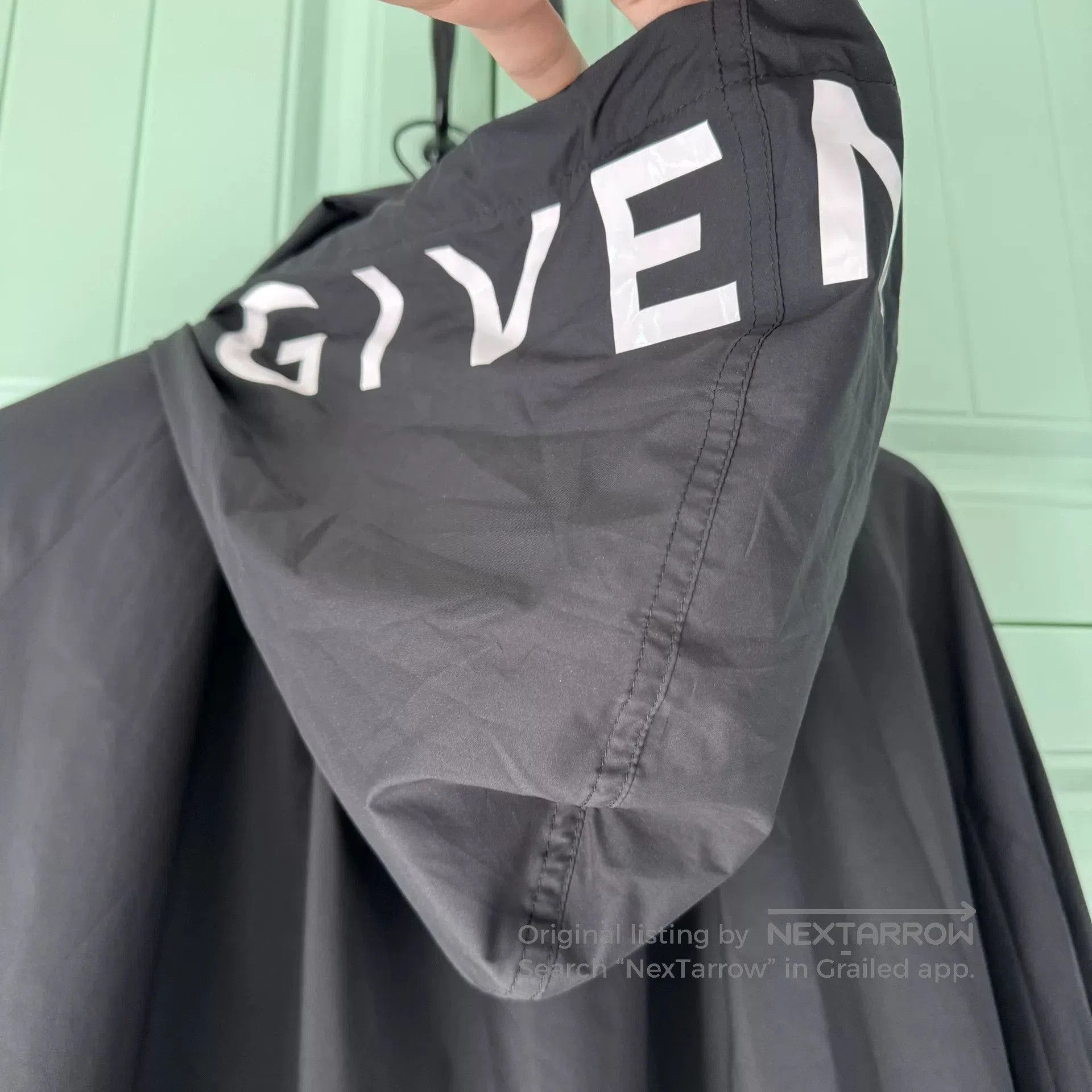 Givenchy Givenchy Black Hooded Jacket. Size US S / EU 44-46 / 1 - 9 Thumbnail
