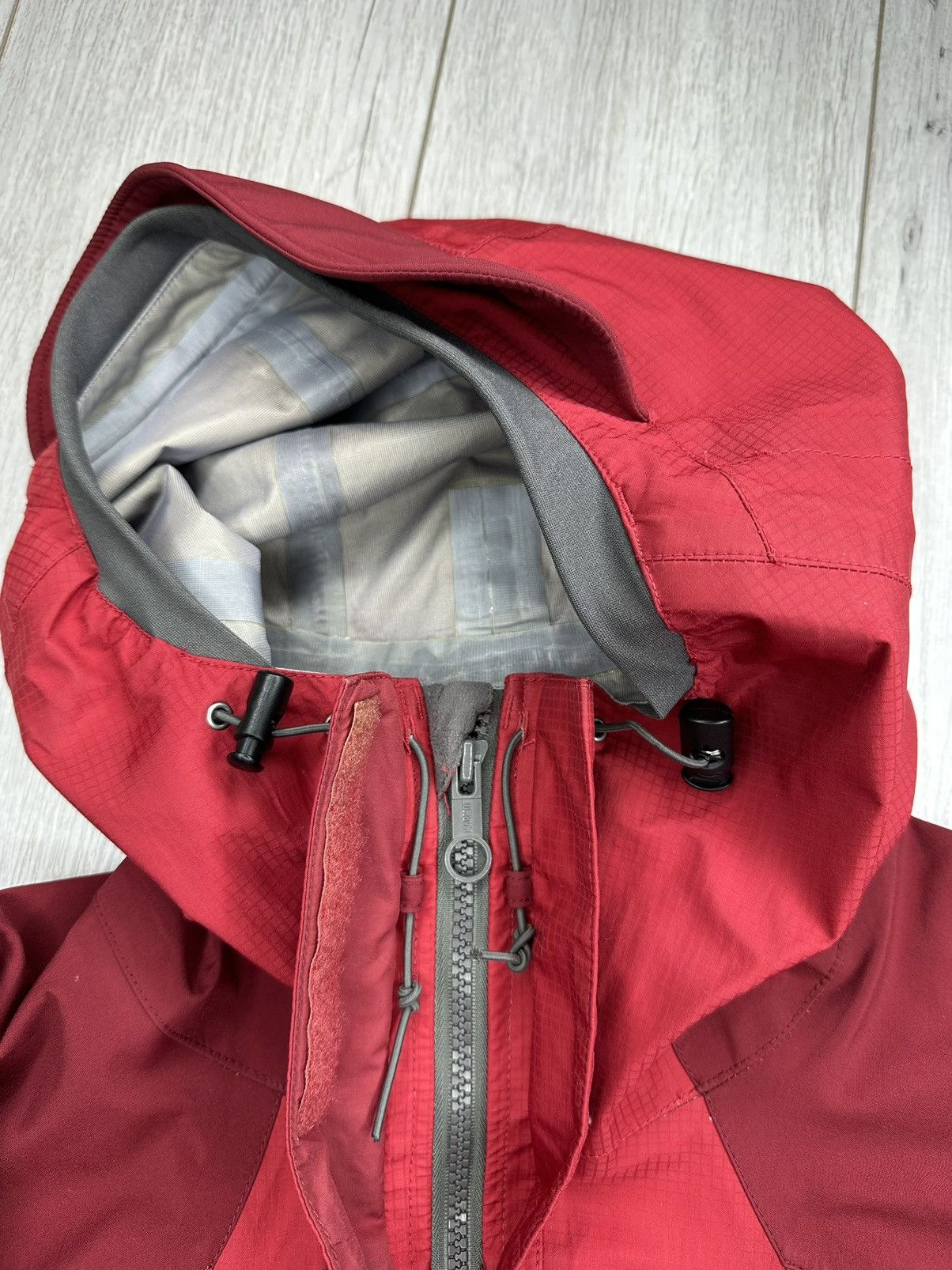 Marmot Marmot Light zip red jacket Size US L / EU 52-54 / 3 - 2 Thumbnail
