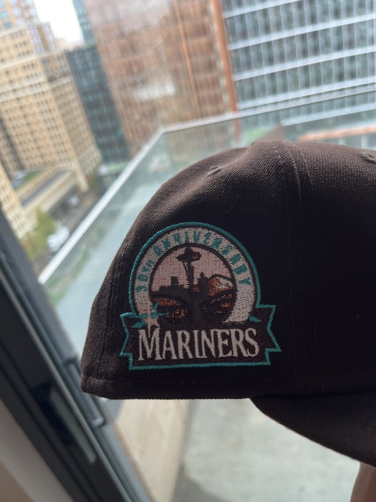 New Era Seattle Mariners New Era Brown+ Pink Fitted Cap (7 3/4) Size 26 - 2 Thumbnail