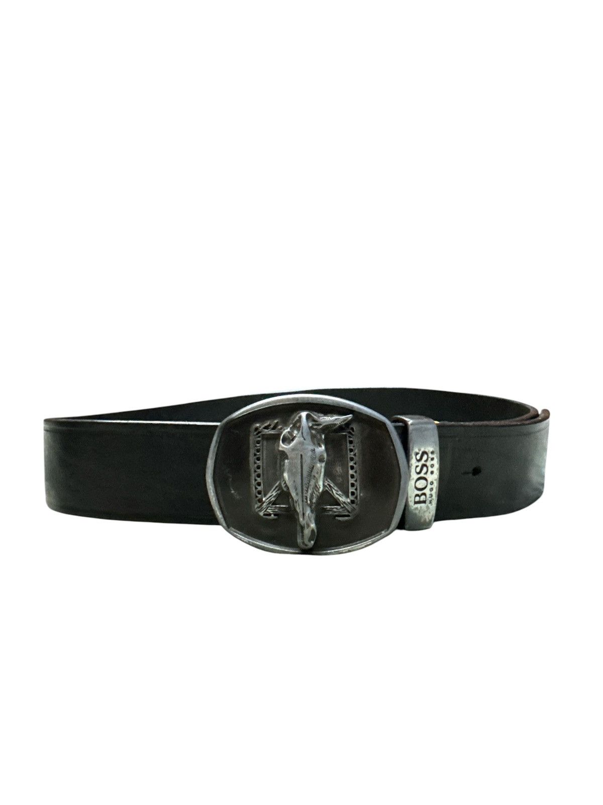 Hugo Boss HUGO BOSS NATIVE HORSE MOTIVE BUCKLE LEATHER BELT 31-35 Size 34 - 1 Thumbnail