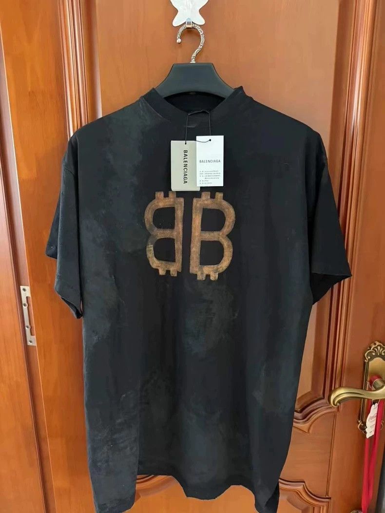 Balenciaga Balenciaga Mud-dyed and worn-out cotton short sleeve Size US M / EU 48-50 / 2 - 1 Thumbnail