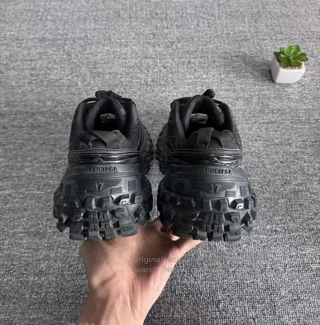Balenciaga Balenciaga Tire Sneakers Size 37. Size US 6 / EU 39 - 6 Thumbnail