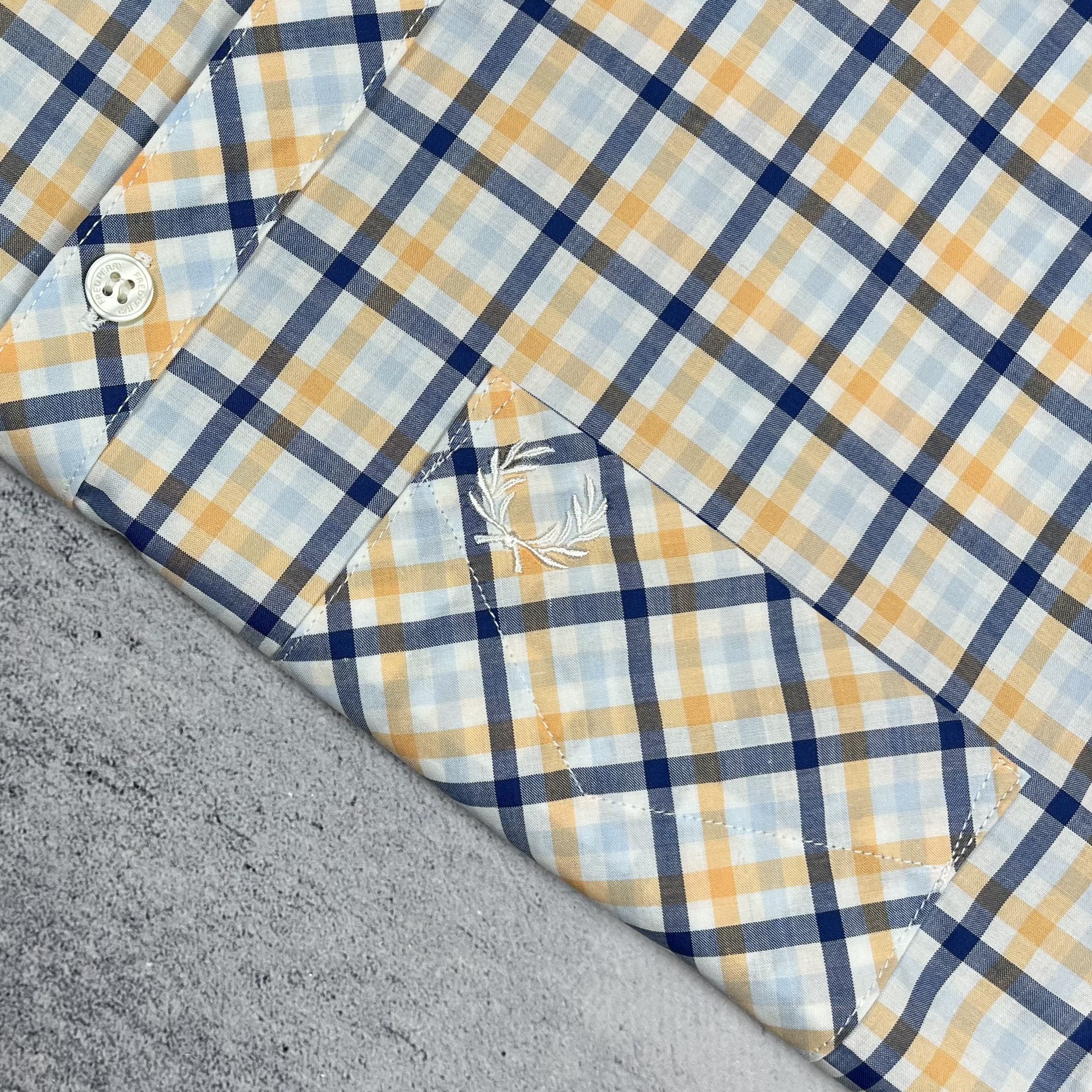 Fred Perry Fred Perry Four Colour Gingham Checkered Button Up Shirt Size US L / EU 52-54 / 3 - 8 Thumbnail