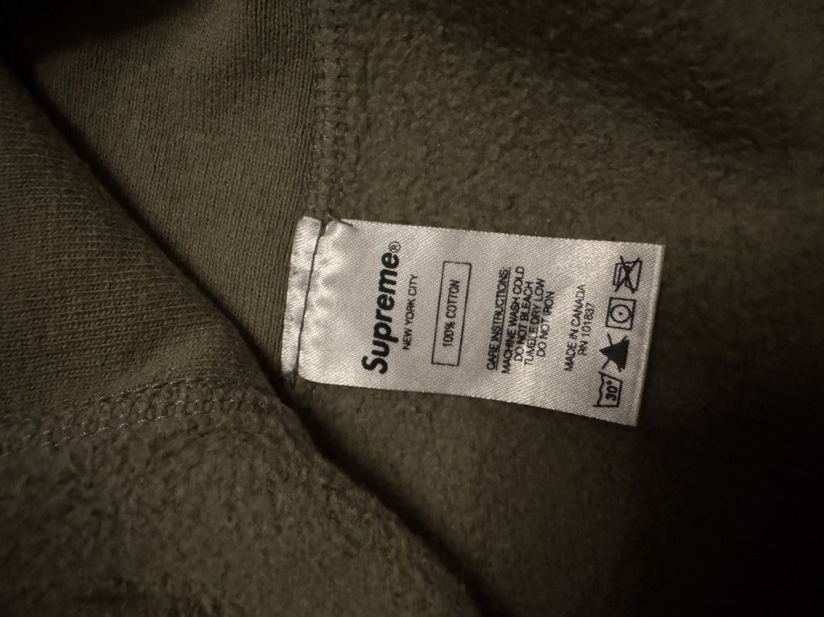 Supreme Supreme Wrist Logo hoodie Size US M / EU 48-50 / 2 - 4 Thumbnail