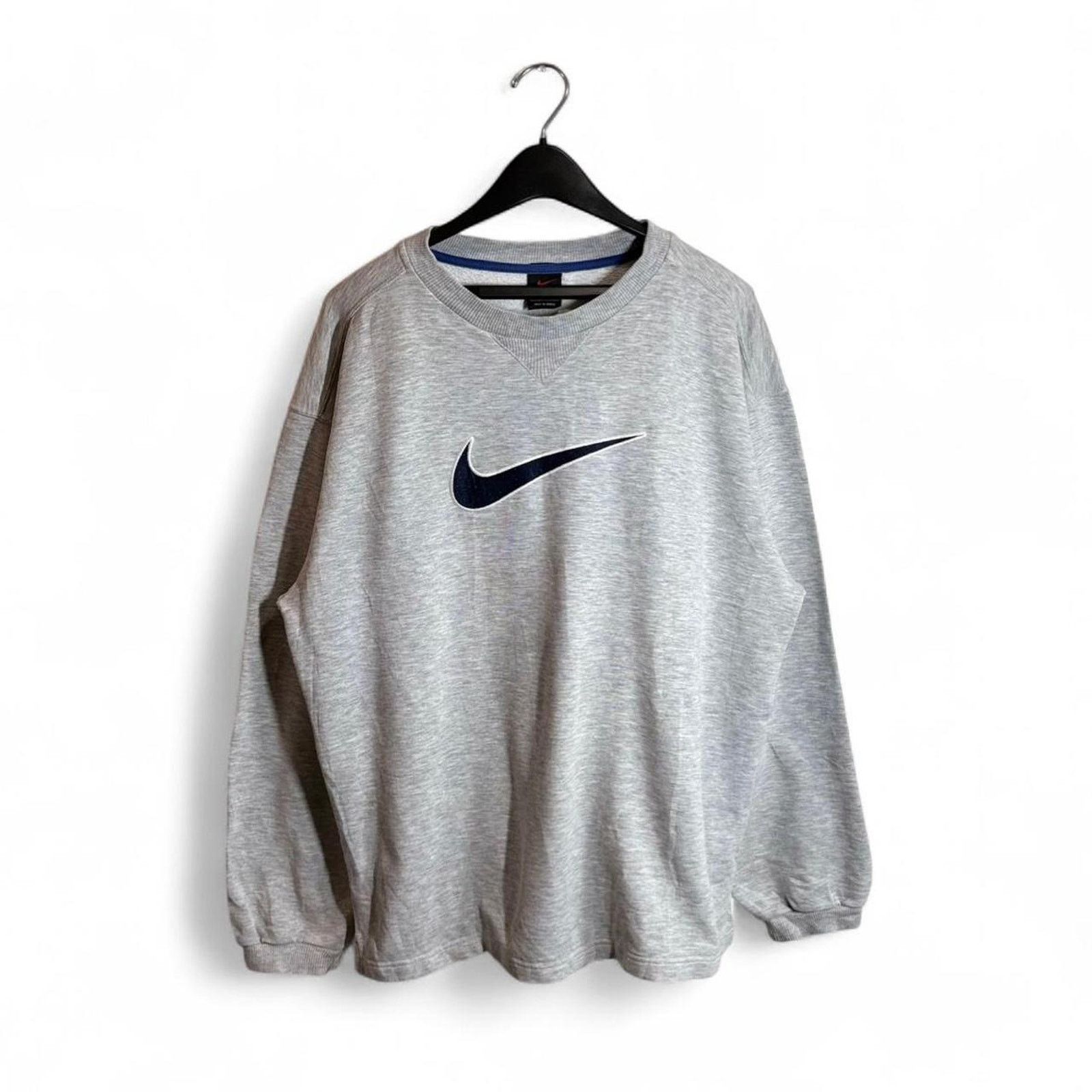 Nike Vintage nike grey big center center swoosh crewneck 90’s M Size US M / EU 48-50 / 2 - 1 Thumbnail
