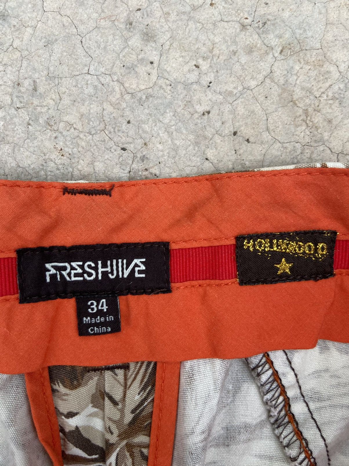 Freshjive Freshjive pants 3 quarter hawaii full print Size US 34 / EU 50 - 9 Thumbnail