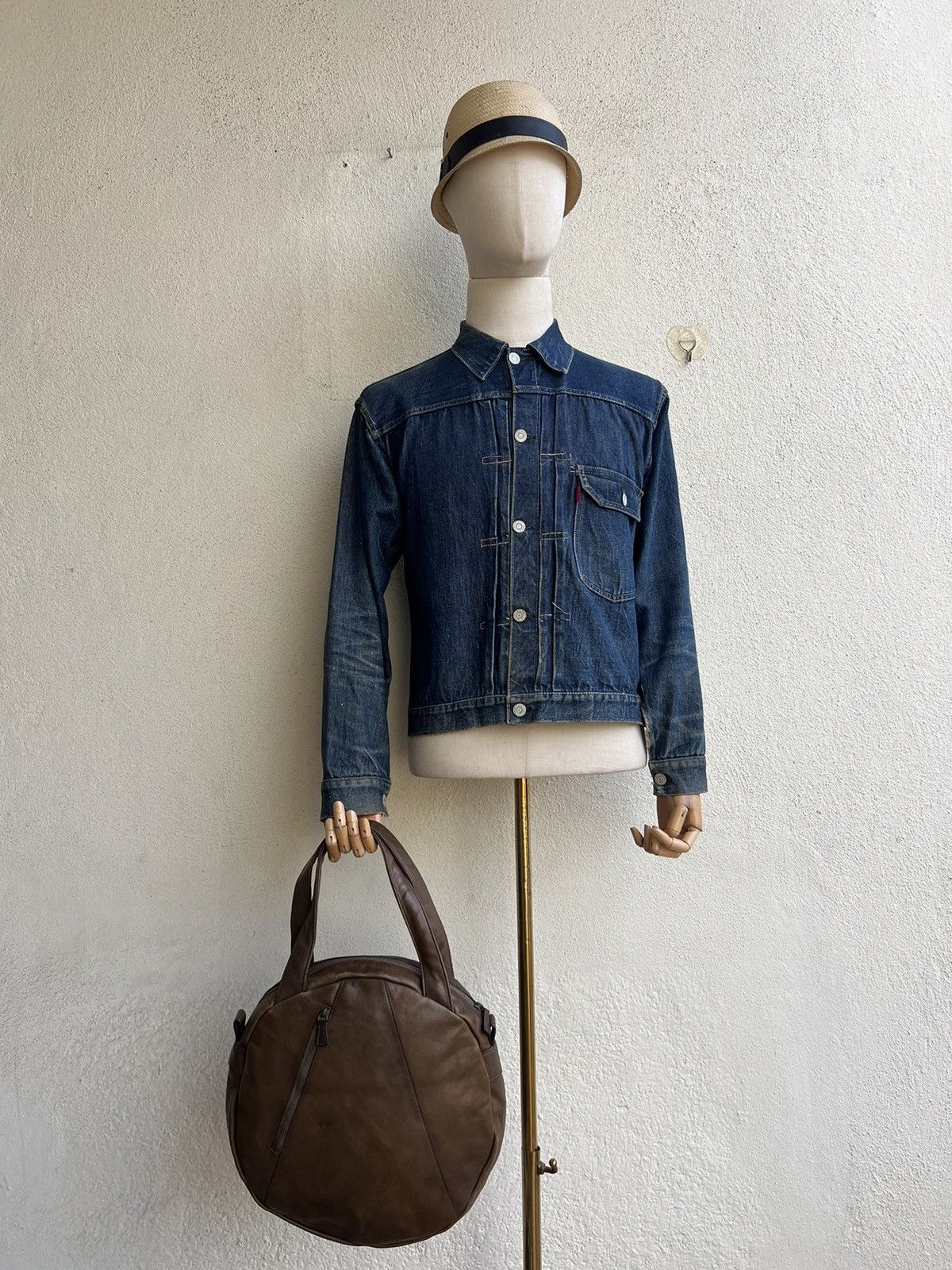 Leather Vintage B. Stuff Japan Distress Patina Leather Round Bag Size ONE SIZE - 5 Thumbnail