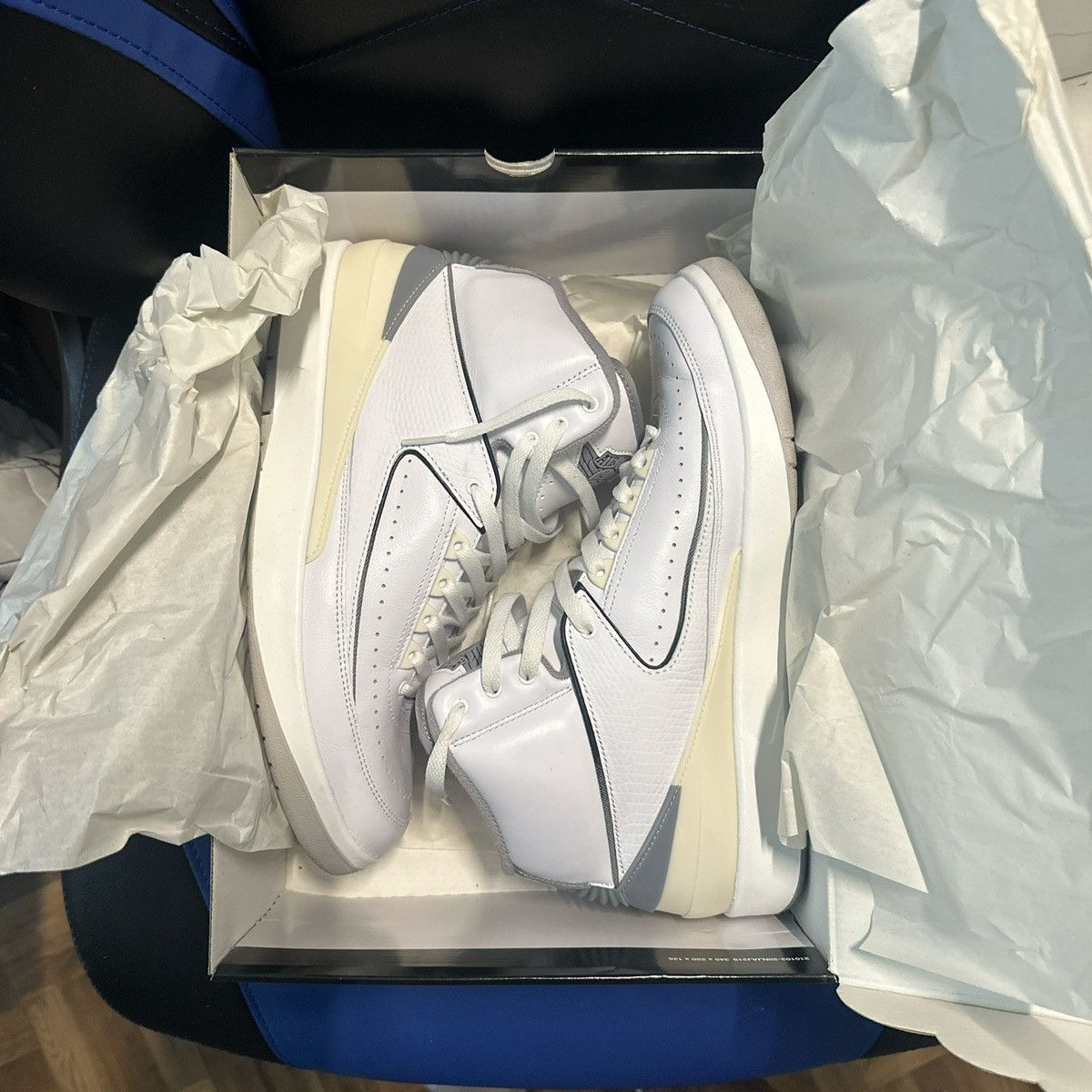 Jordan Brand Jordan cement grey Size US 11 / EU 44 - 6 Thumbnail