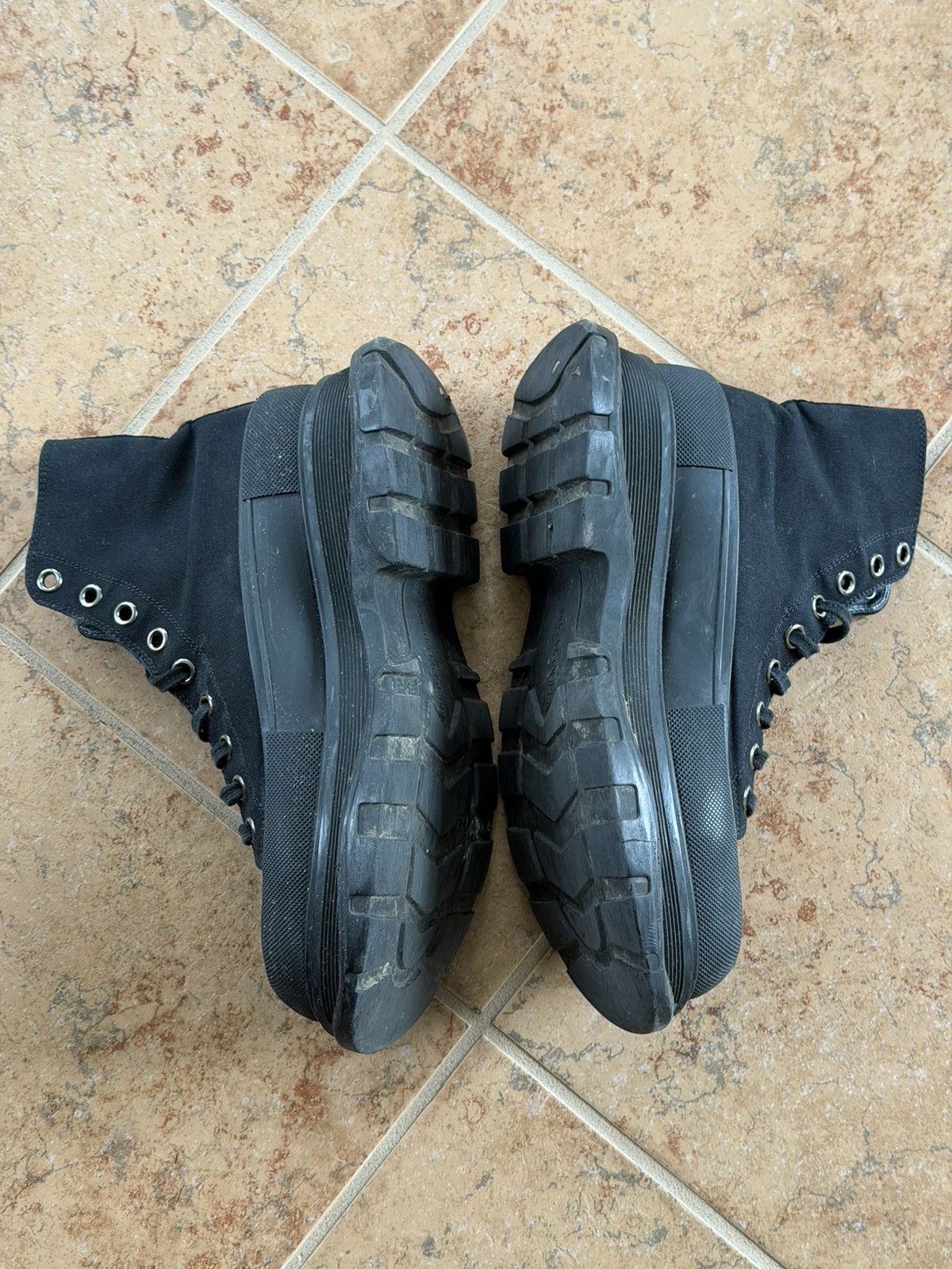 Alexander McQueen Alexander McQueen Treadslick Boot Size US 8.5 / EU 41-42 - 2 Thumbnail