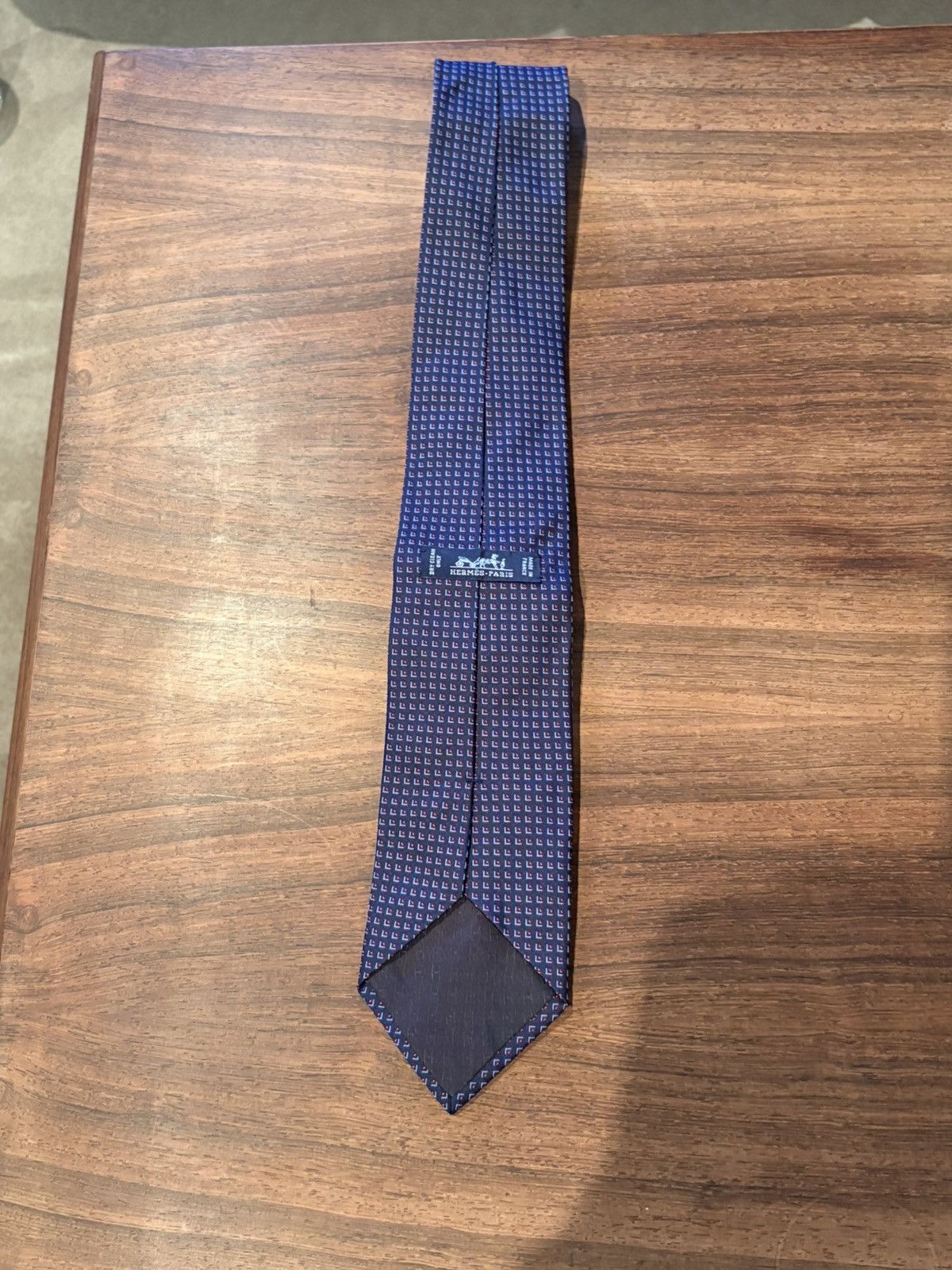 Hermes Hermes men’s jacquard navy and red silk tie Size 30 - 2 Thumbnail