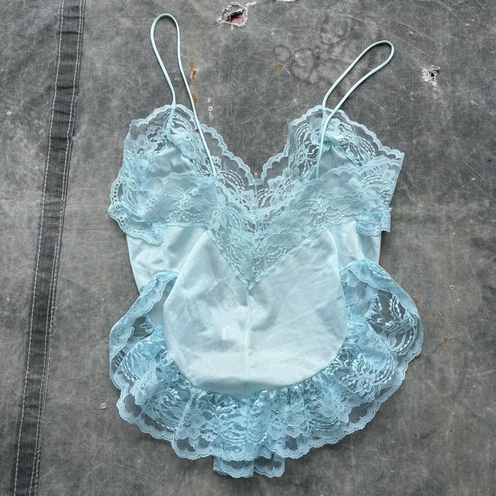 Vintage Vintage 70s Blue Floral Lace Trim Sheer Pearls Lingerie Top Size L / US 10 / IT 46 - 6 Thumbnail