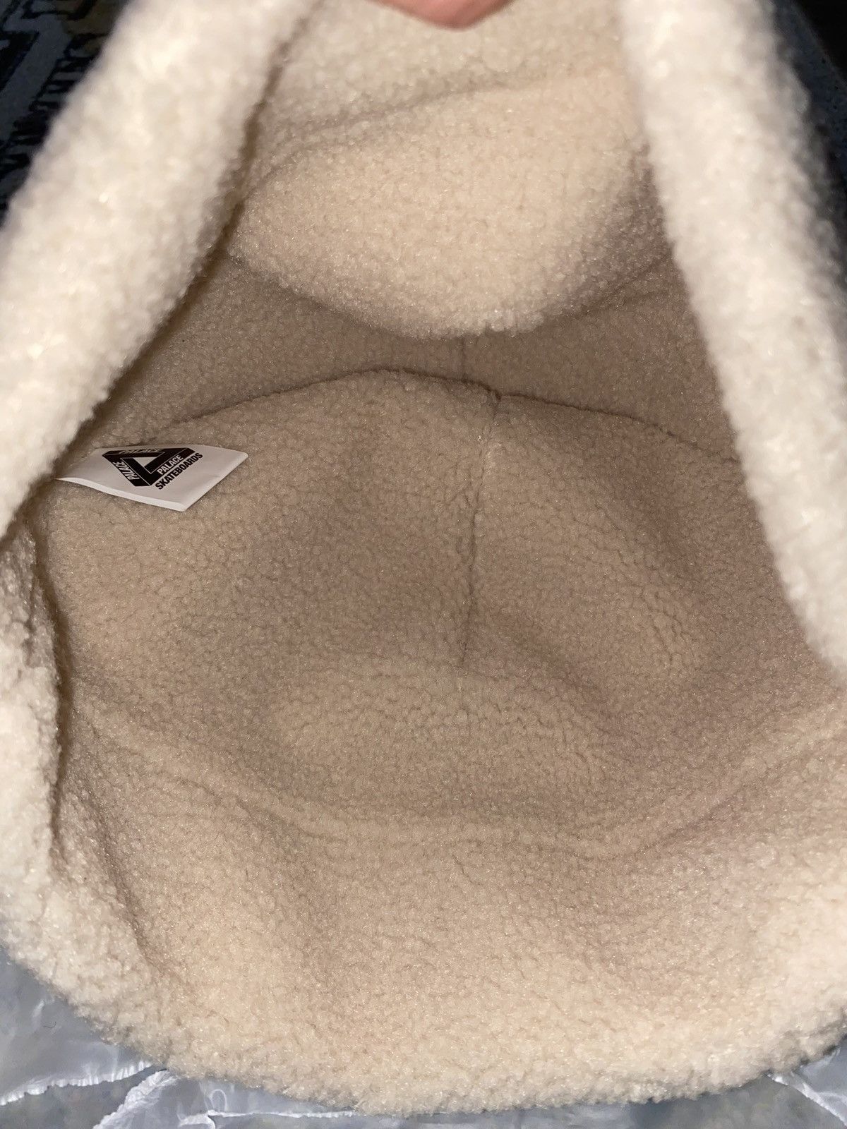 Palace Palace Shearling Beanie (Large / XLarge) Size ONE SIZE - 4 Thumbnail