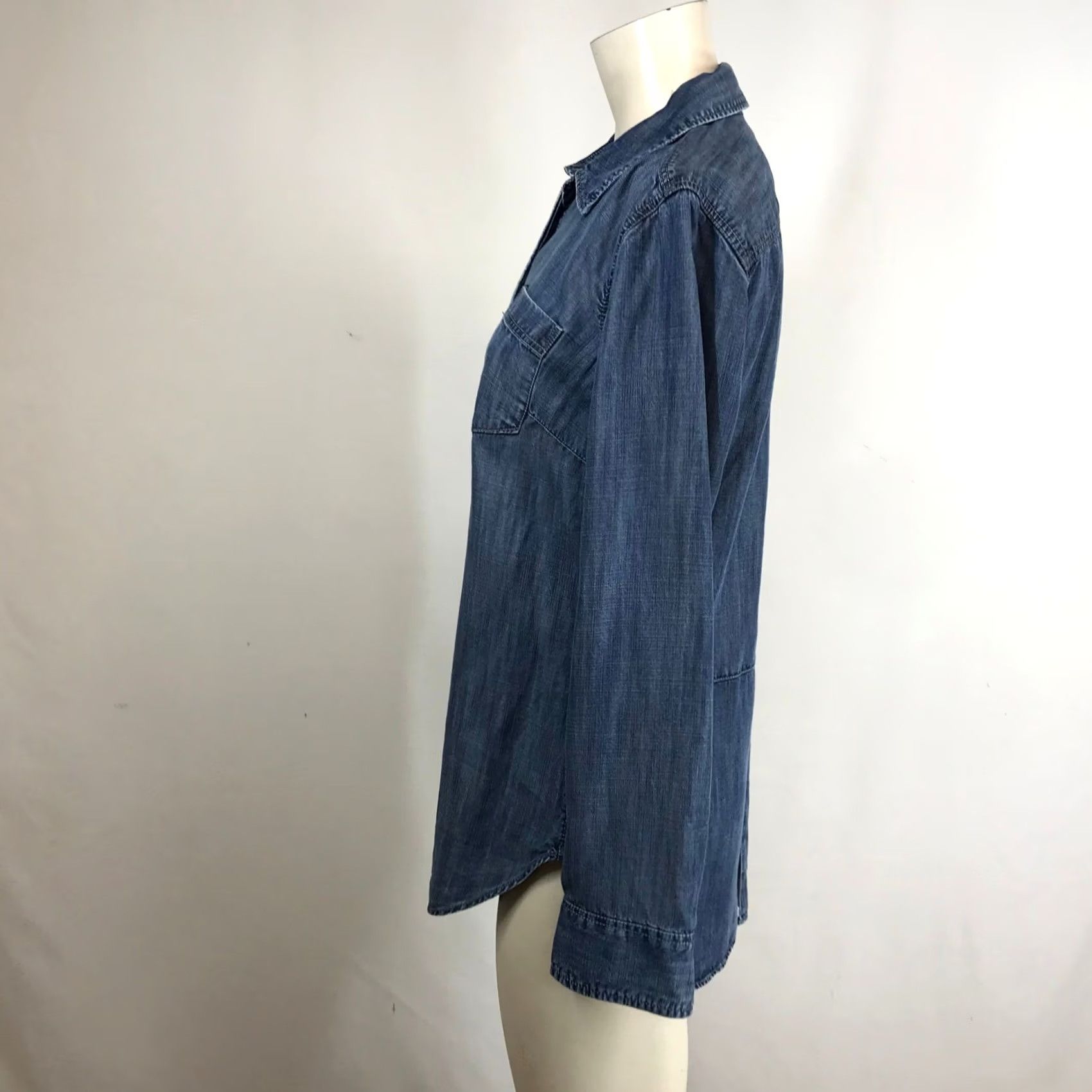 Talbots TALBOTS Womens Blue Denim Chambray Long Sleeve Button Down Shirt Size S Size S / US 4 / IT 40 - 6 Thumbnail