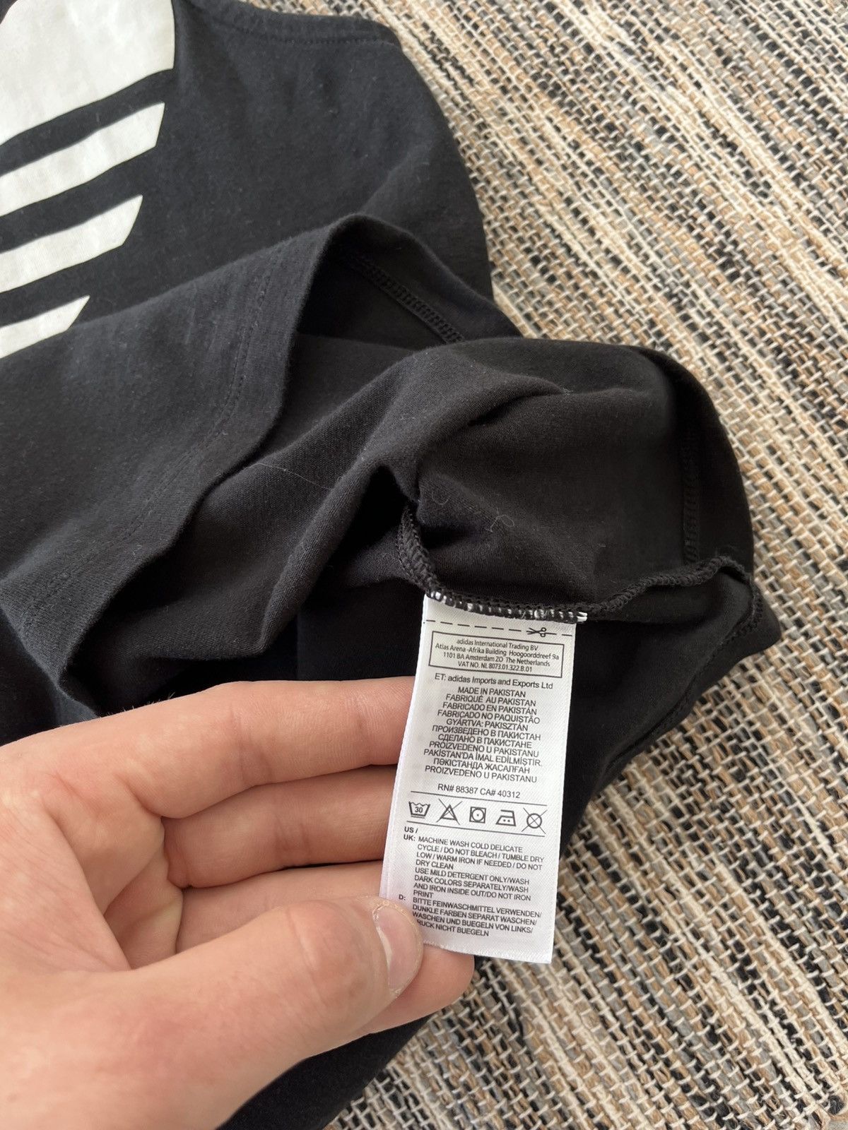 Adidas × Vintage Adidas Tank Top Black Big Center Logo Y2K sportswear Size S / US 4 / IT 40 - 7 Thumbnail