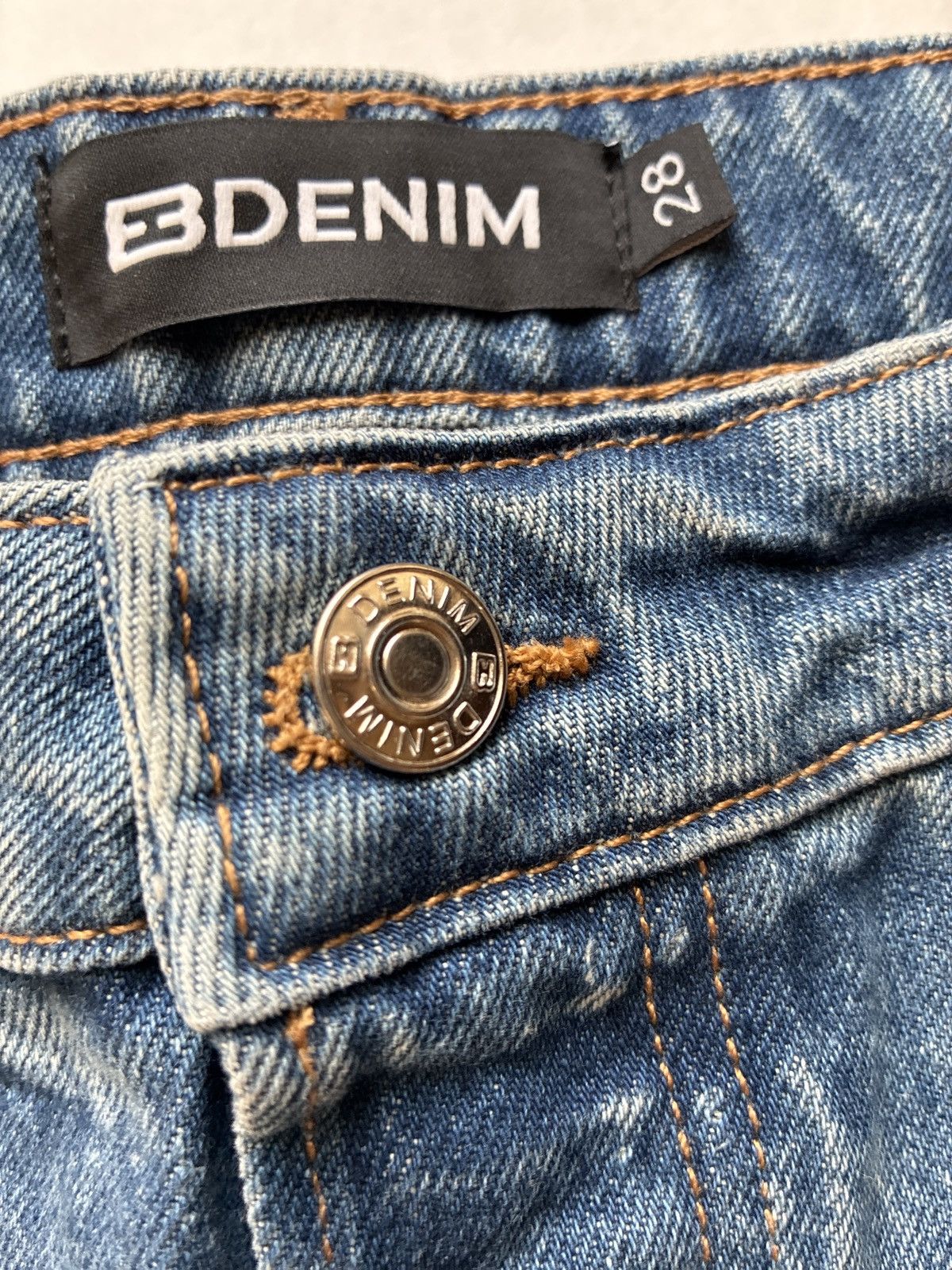EB Denim EB Denim Barrel Jeans Sz 28 NWT Midrise Size 28" / US 6 / IT 42 - 5 Thumbnail