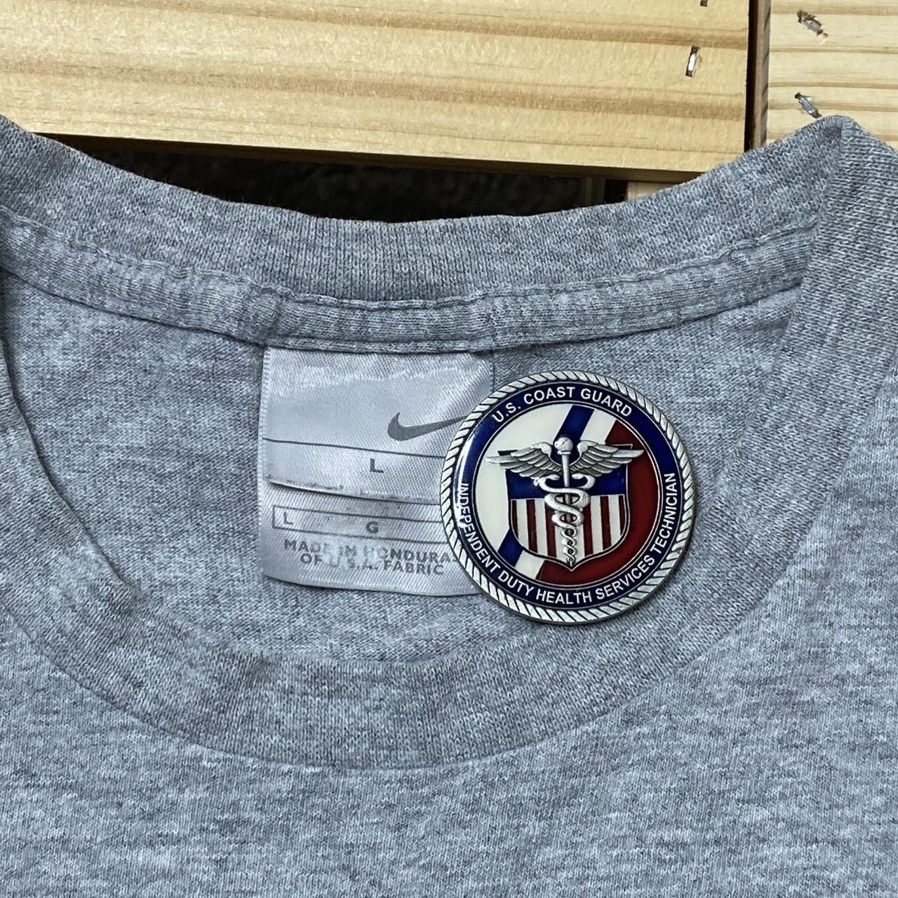 Nike Vintage Nike "There Is No Finish Line" Gray Tee Size Large Size US L / EU 52-54 / 3 - 3 Thumbnail