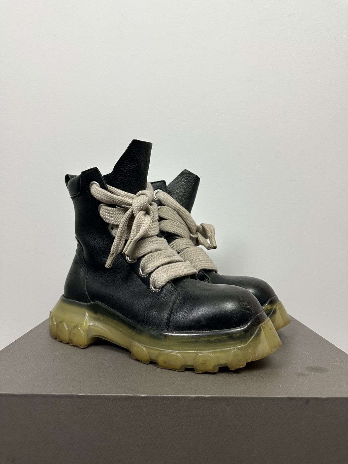 Rick Owens FW22 ‘STROBE’ Jumbo Lace Bozo Boots Size US 10 / EU 43 - 7 Thumbnail