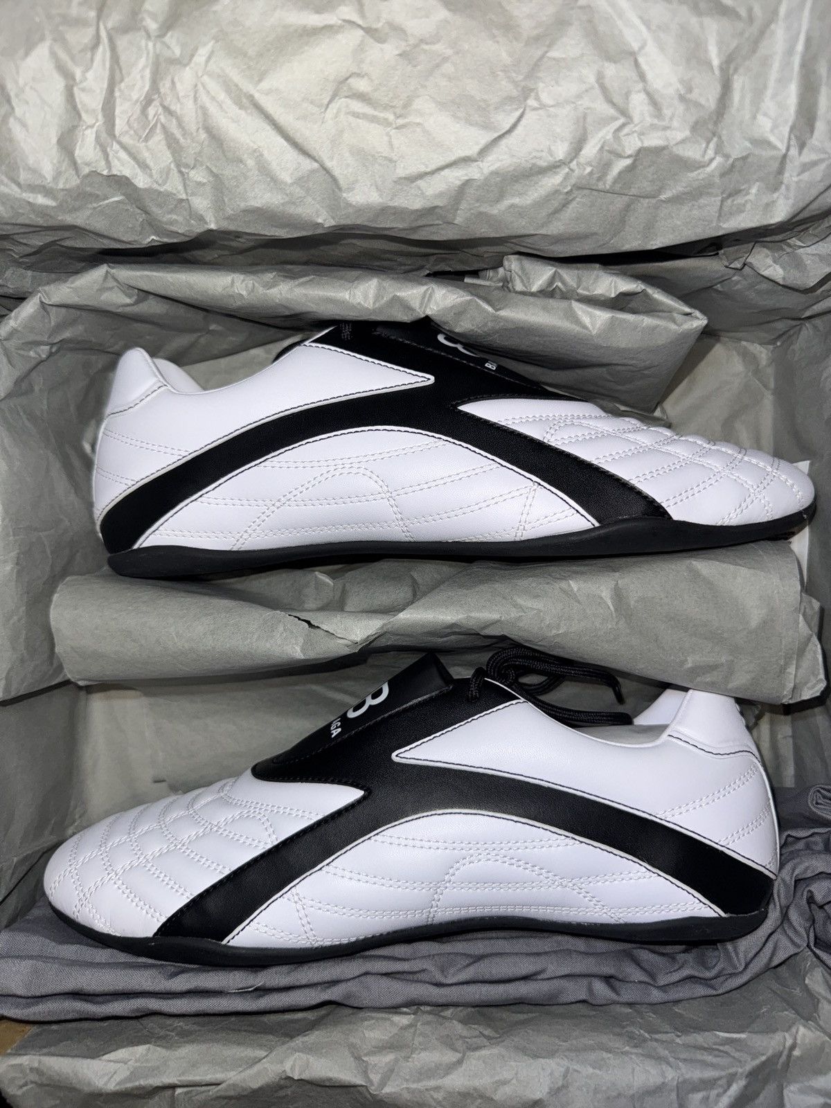 Balenciaga BALENCIAGA ZEN SNEAKER Size US 7 / EU 40 - 2 Thumbnail